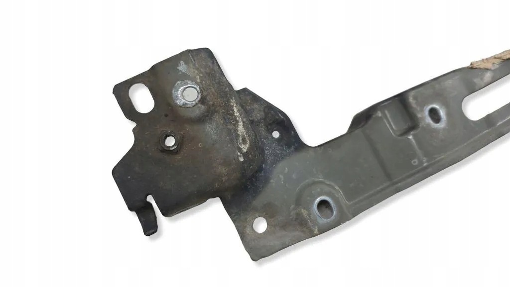 Renault 8200268140 Soporte Guardabarros Usado