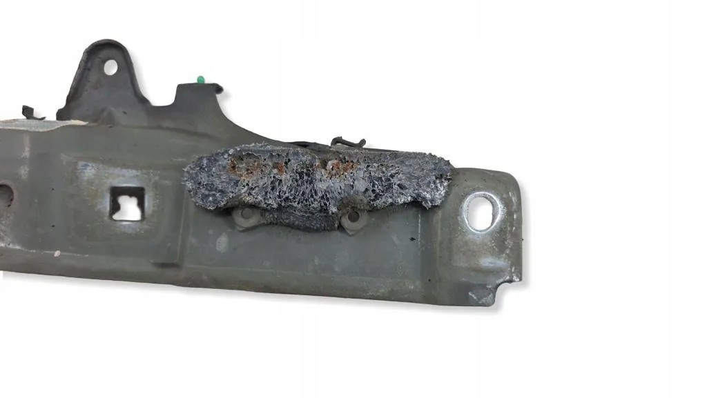 Renault Fender Bracket 8200268140 Used image 6