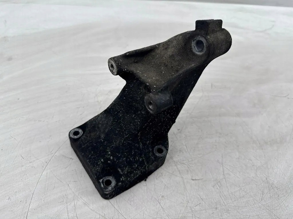 Support moteur Mercedes C 203 W203 2.2 CDI 6112230704 image 2