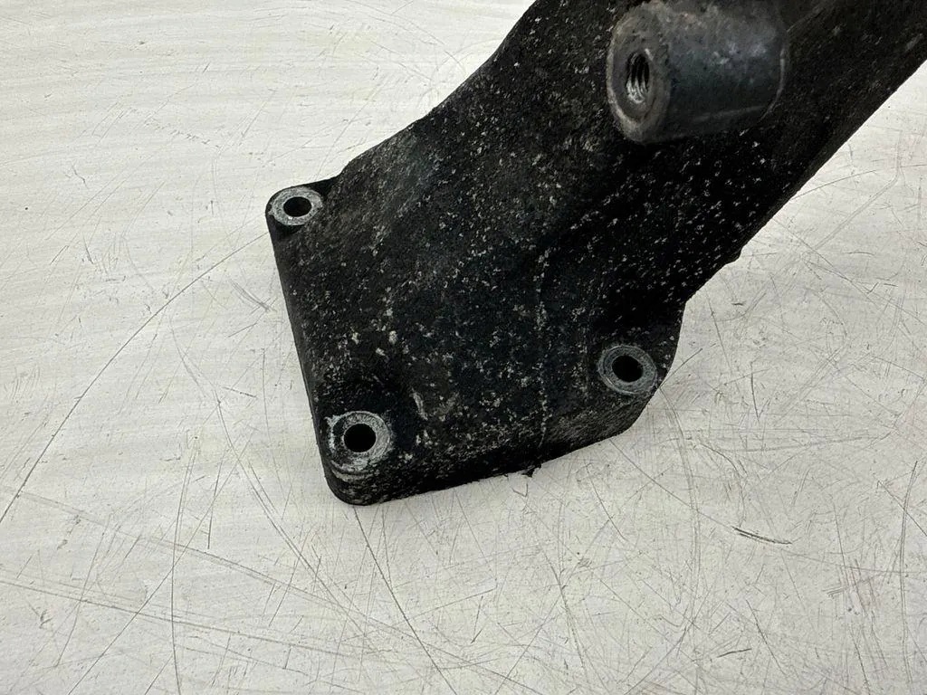 Support moteur Mercedes C 203 W203 2.2 CDI 6112230704 image 6