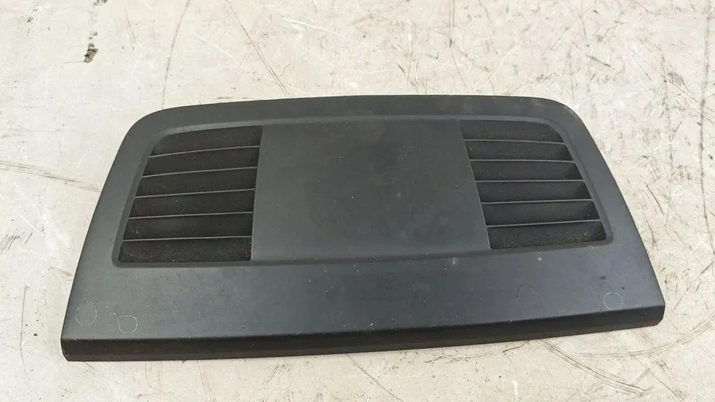 Grille de ventilation arrière BMW 3 E91 image 2