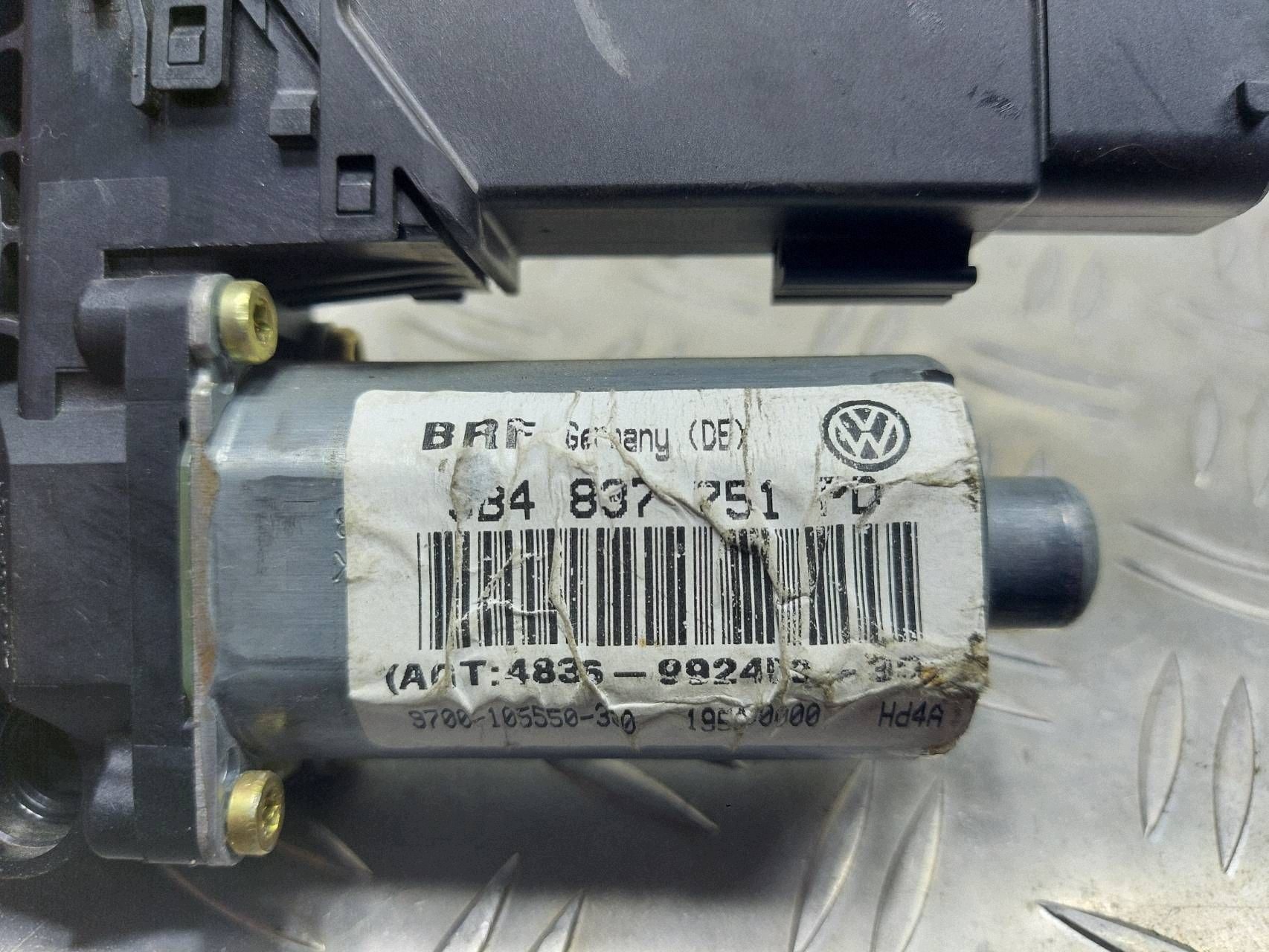 Motor de Vidro Esquerdo Dianteiro VW Passat B5 FL image 6