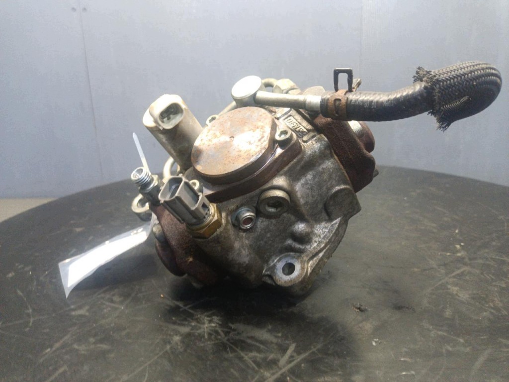 Toyota Avensis T27 2.0 D4D Injectiepomp 22100-0R040 image 5