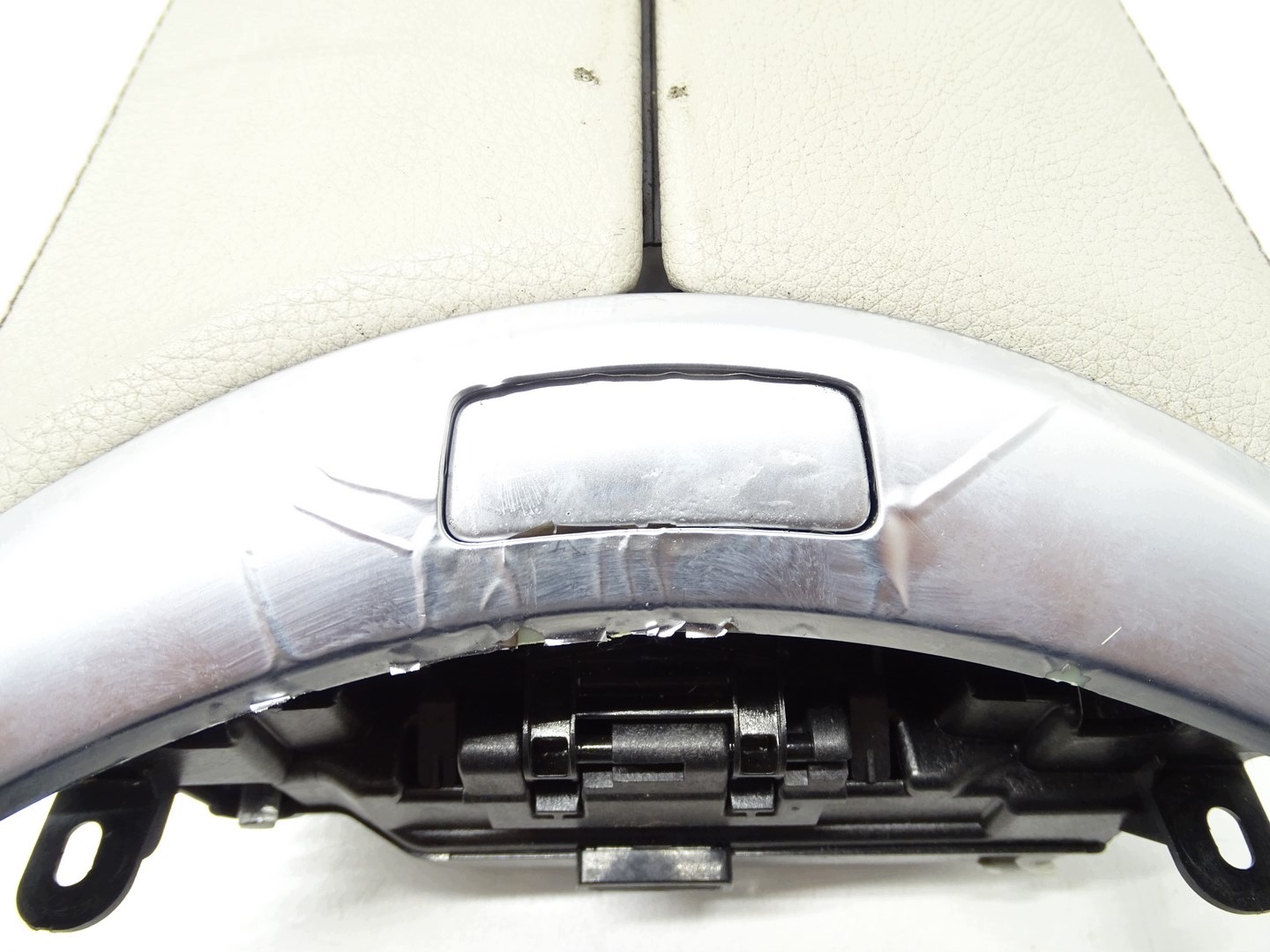 Mittelarmlehne Mercedes C-Klasse W205 2056800496 image 6