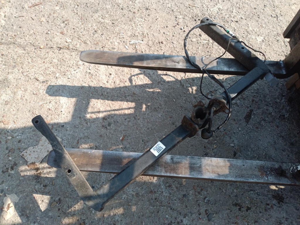 Audi A6 C6 Avant Towbar OEM W-31622- Used