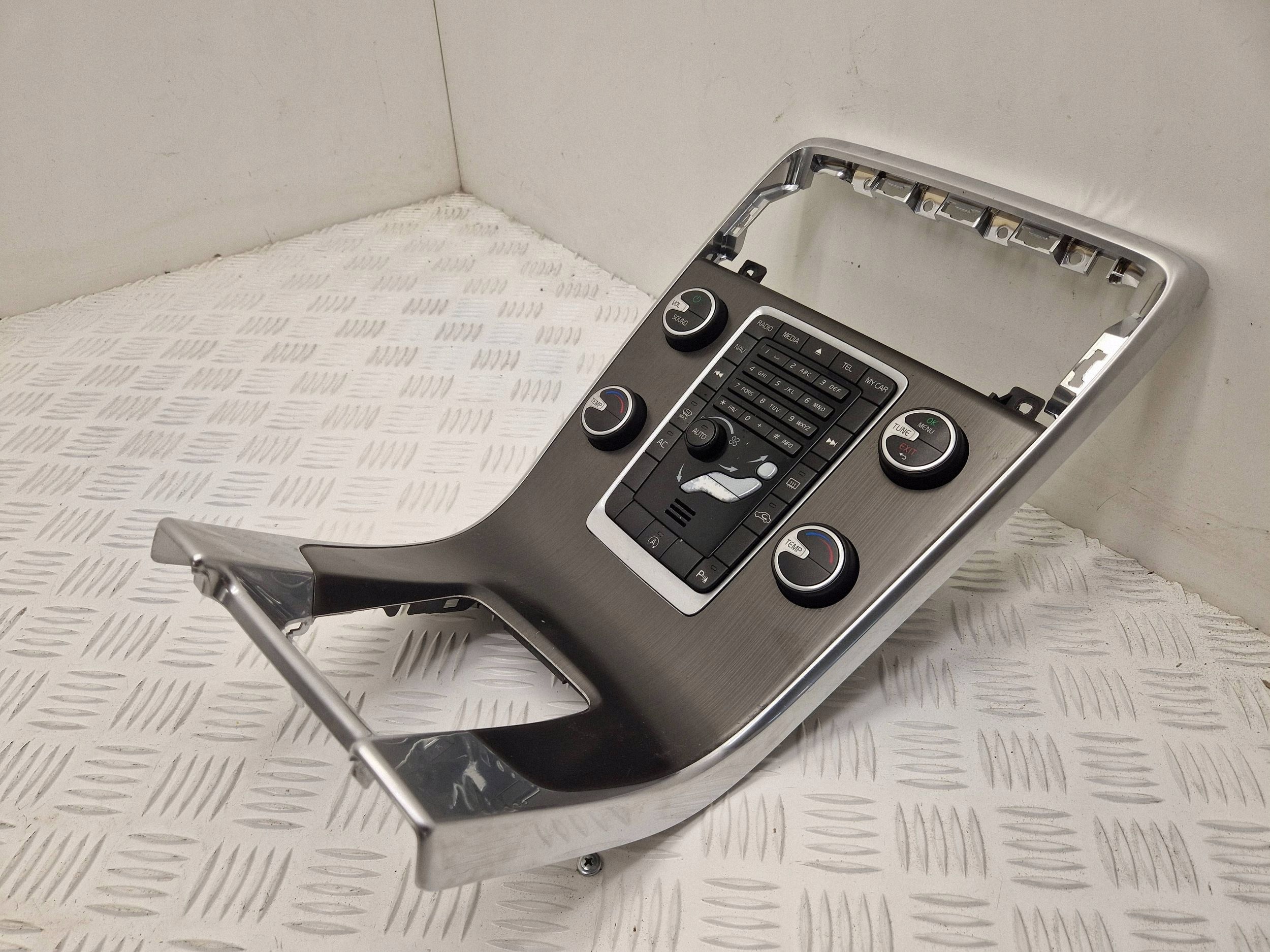 Panneau de climatisation Volvo V60 2012 (OEM 8632427) image 3