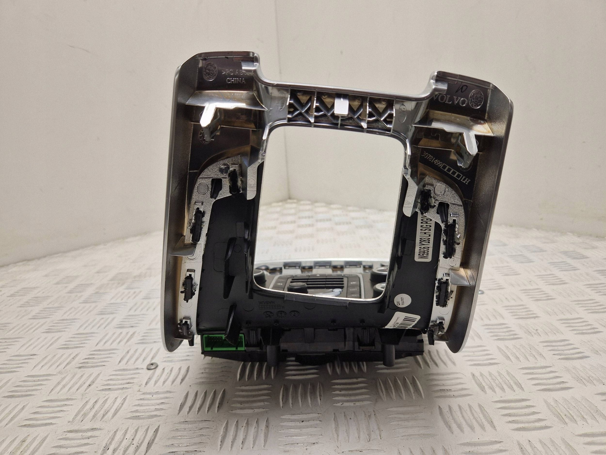 Panneau de climatisation Volvo V60 2012 (OEM 8632427) image 5