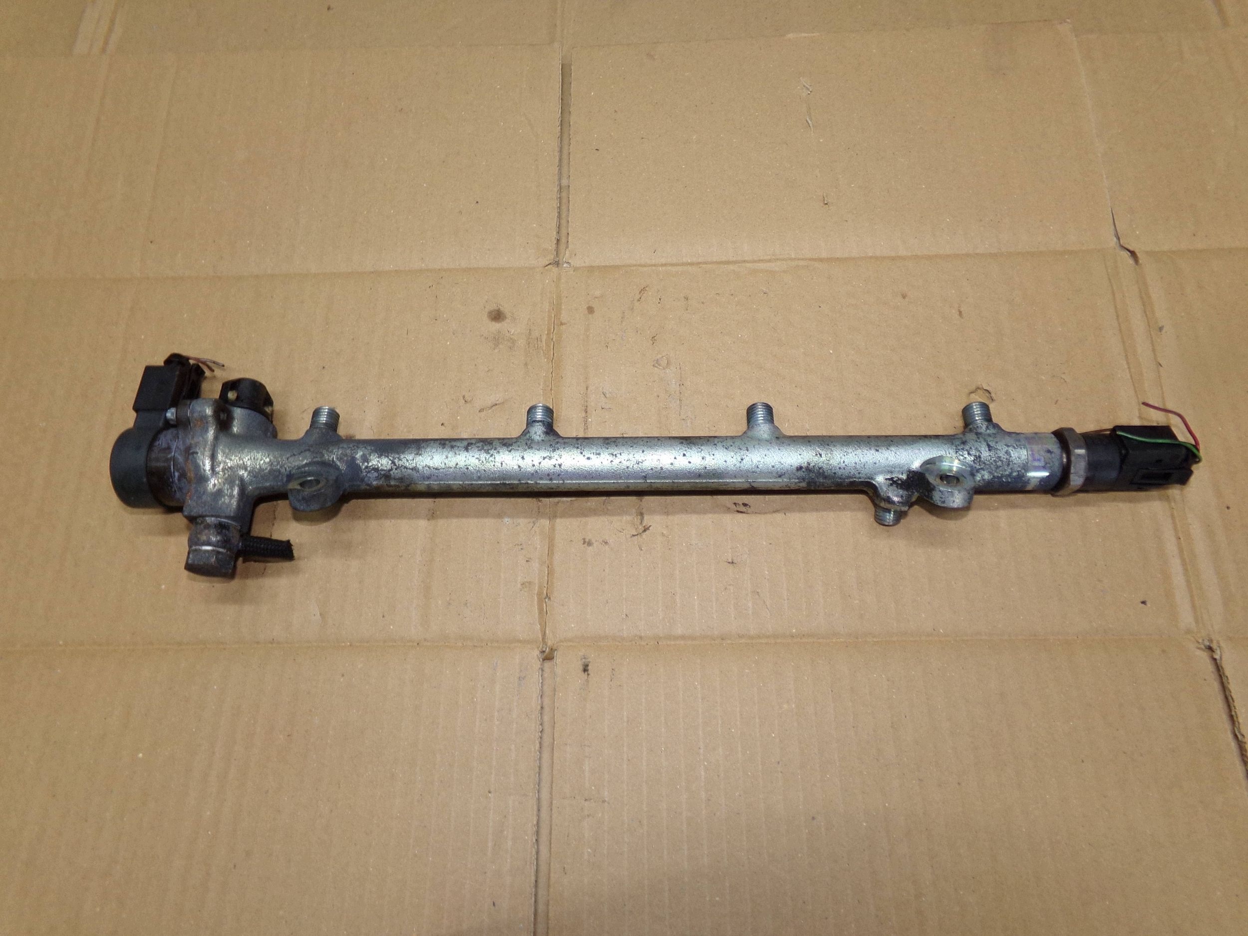 Injectierail compleet 0445214064 PT Cruiser Mercedes 2.2 CDI image 2