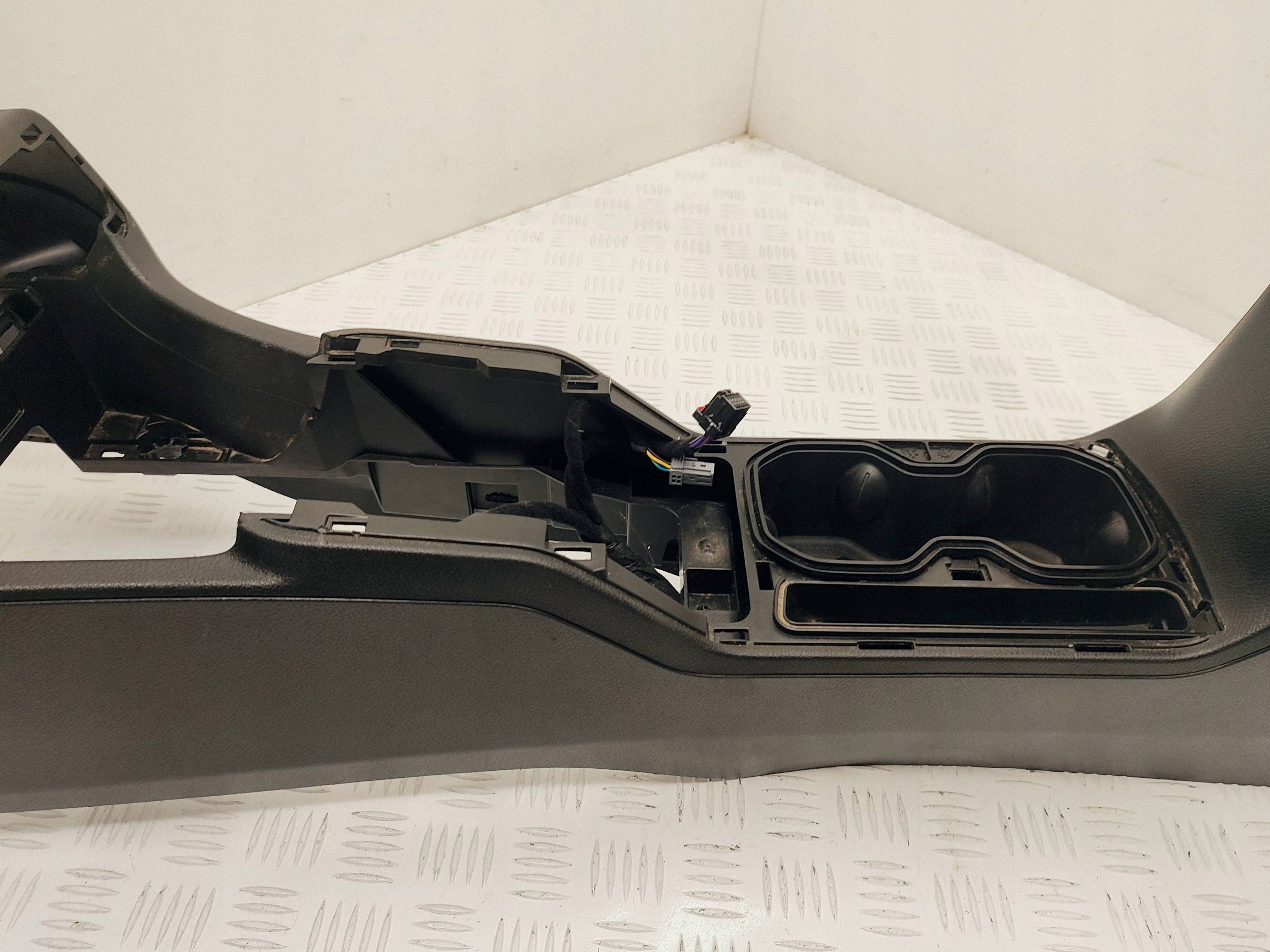 Tunnel de console Jeep Renegade complet - OEM 735664227 image 5