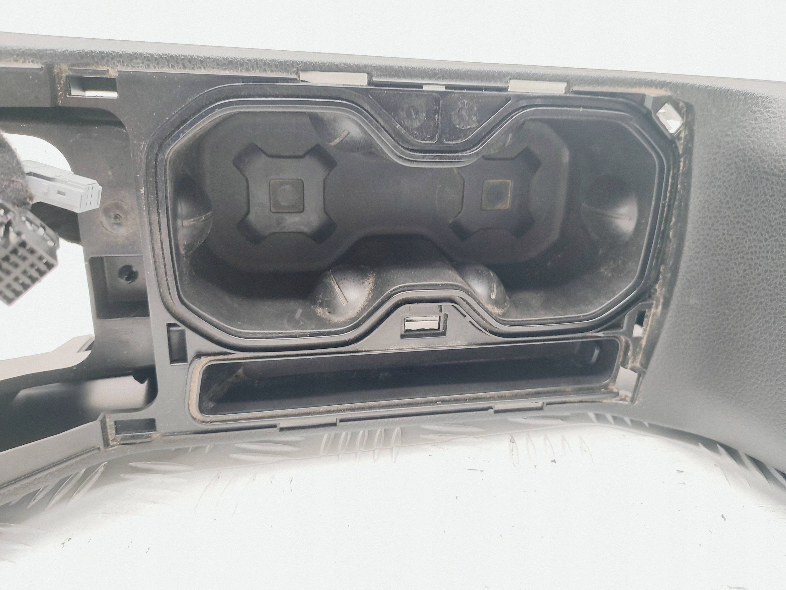 Tunnel de console Jeep Renegade complet - OEM 735664227 image 9