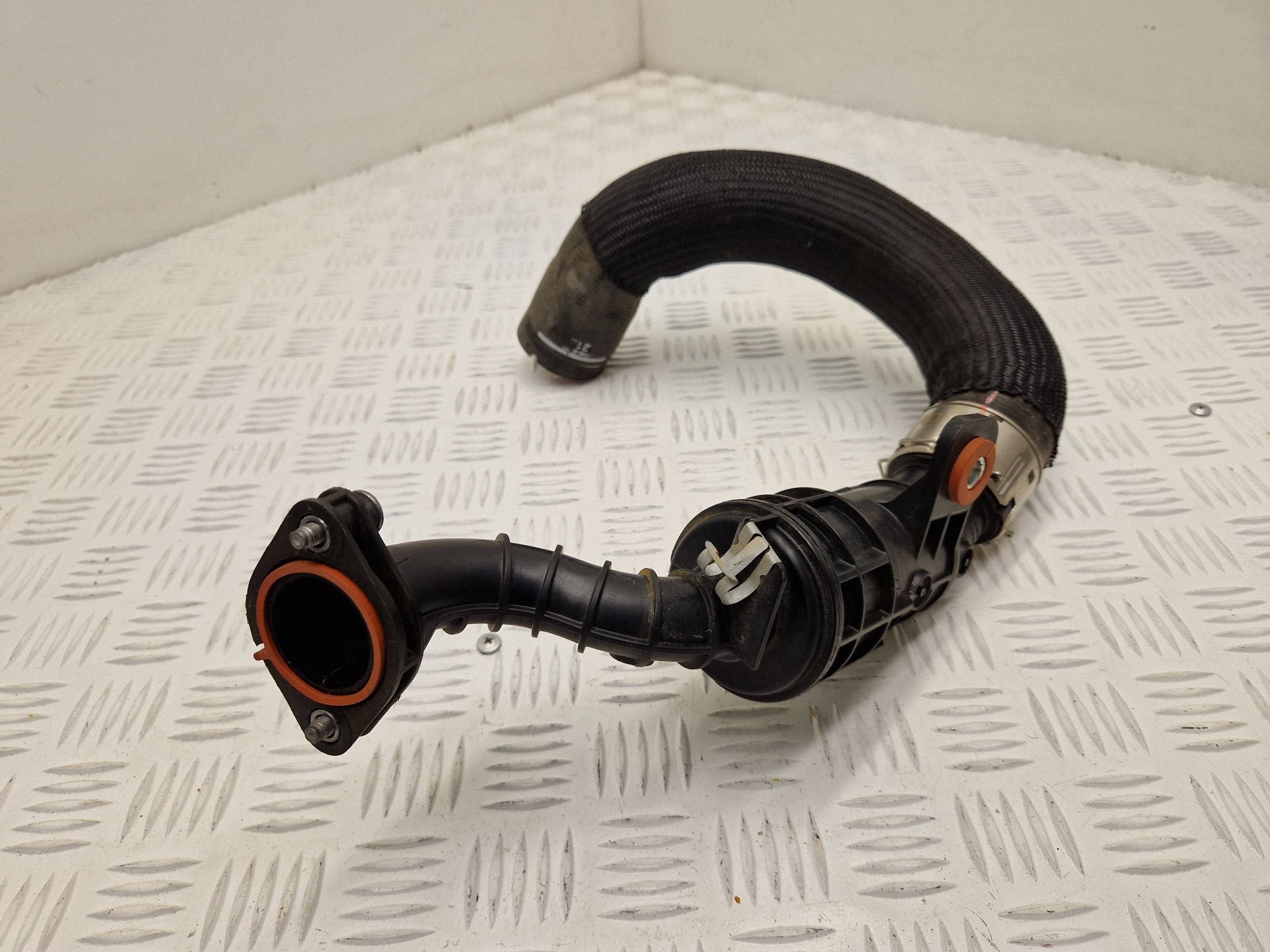 Turbiinin ilmaputki Jeep Renegade 52152071