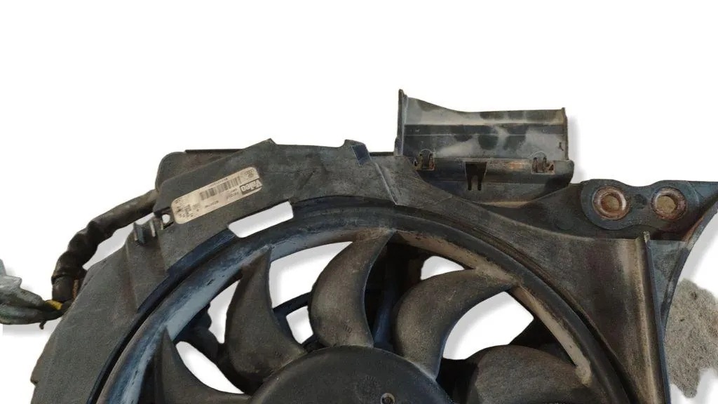 Audi A4 B6 Radiateurventilator 2.5 TDI 120kW 2003 image 7