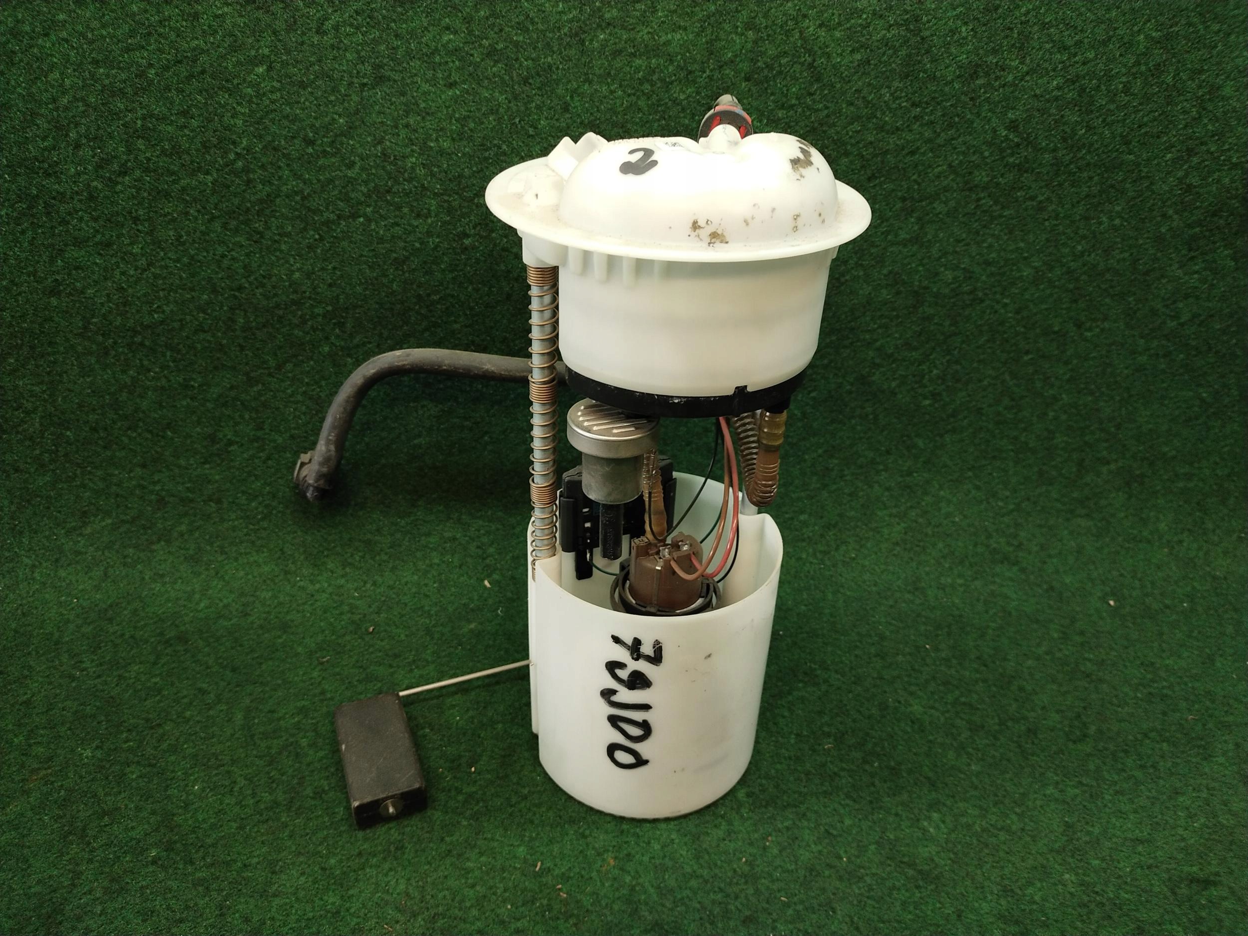 Bomba de Combustible 15100-79J00 Fiat Sedici Suzuki SX4