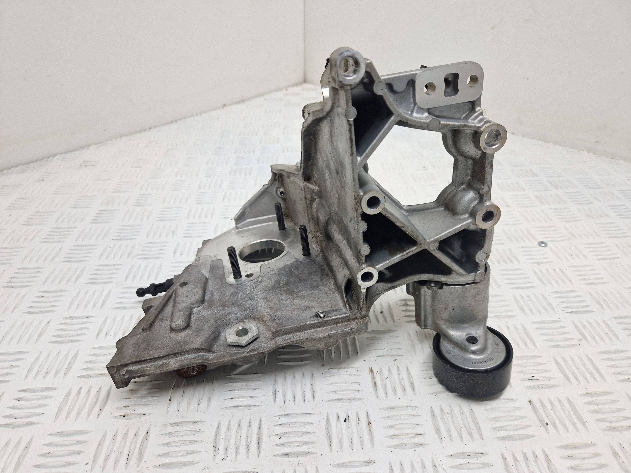 Fixation Pompe à Carburant Jeep Renegade 46349559 image 4