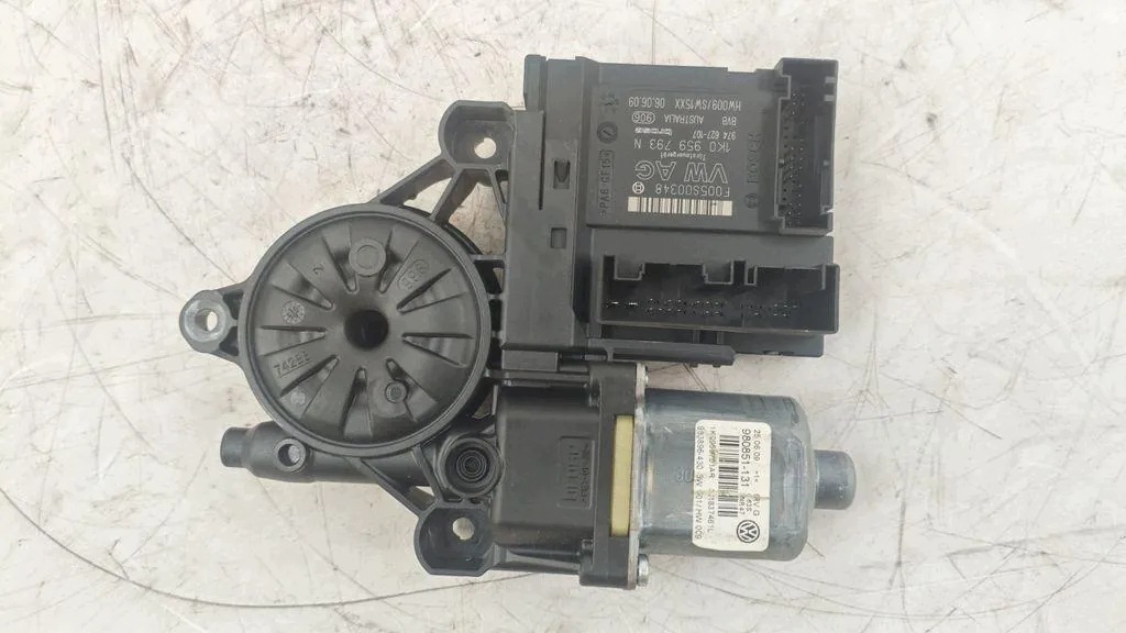 Moteur lève-vitre avant gauche VW Passat Variant B6 image 5