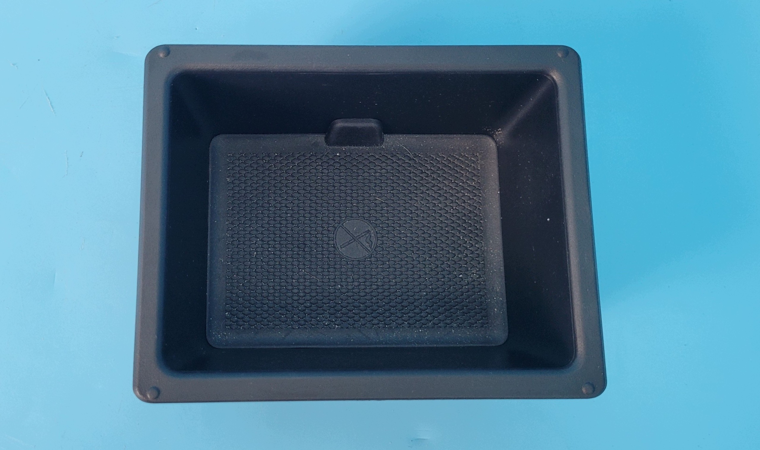 Mercedes W254 X254 GLC 300de Console Storage image 2