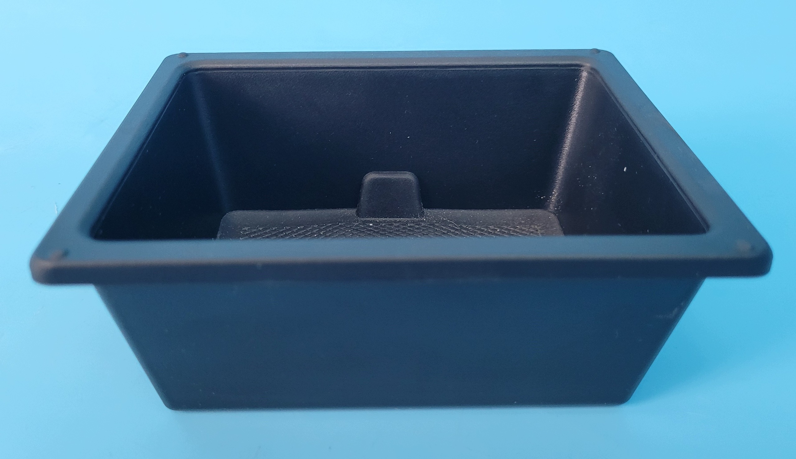 Mercedes W254 X254 GLC 300de Console Storage image 4
