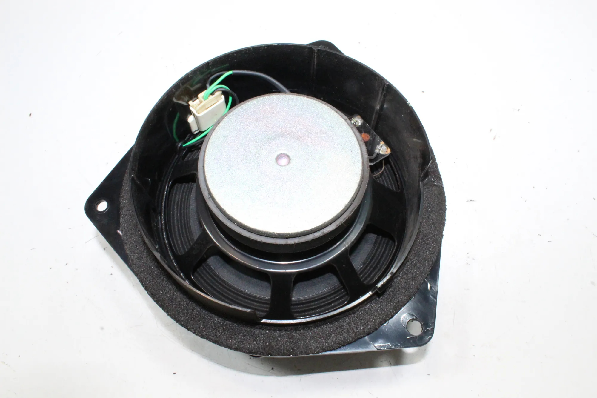 Kaiutin Lexus RX (U3) 861600W570