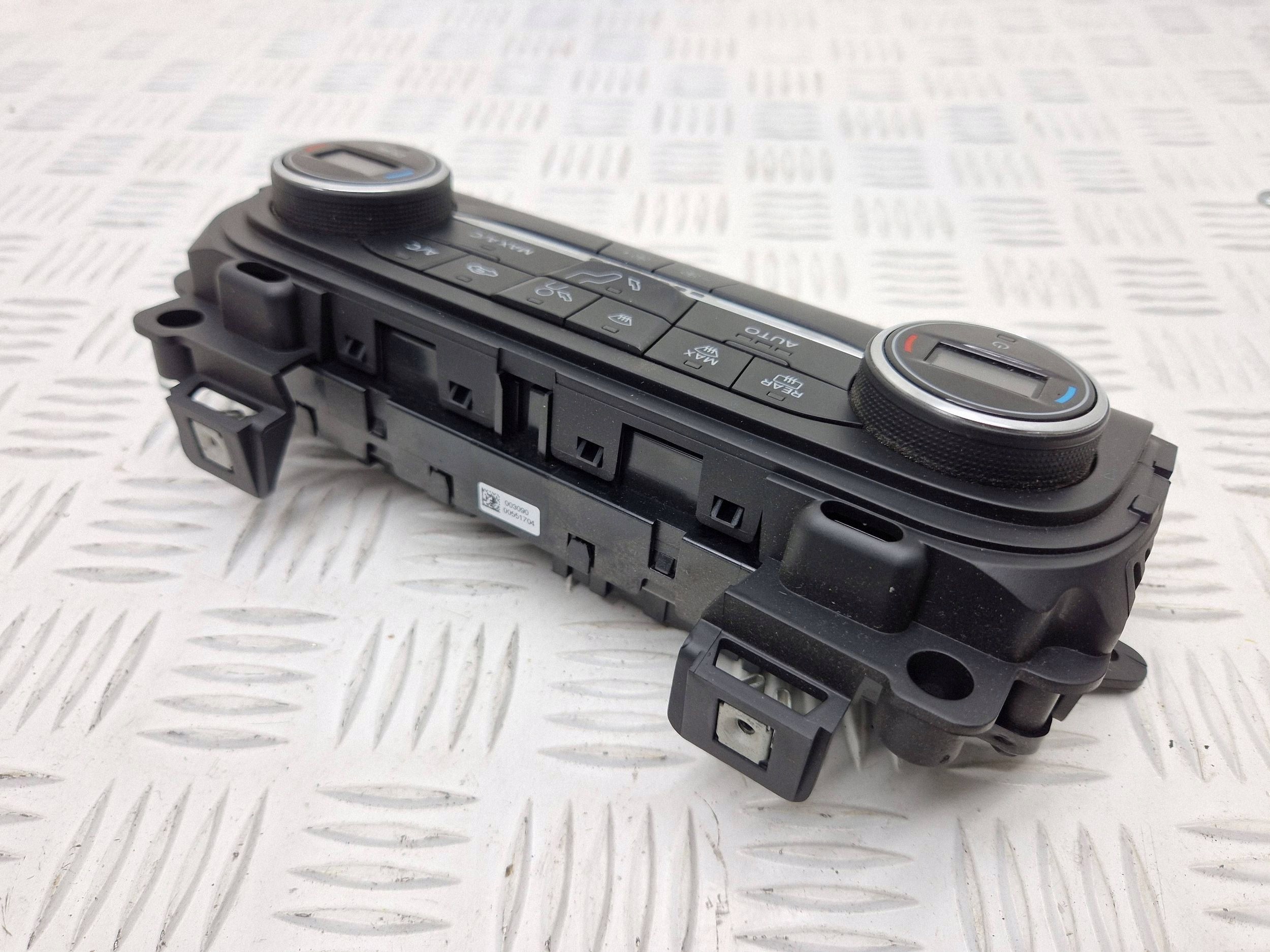Panneau de climatisation Ford Focus 2019 JX7T18C612AD image 5
