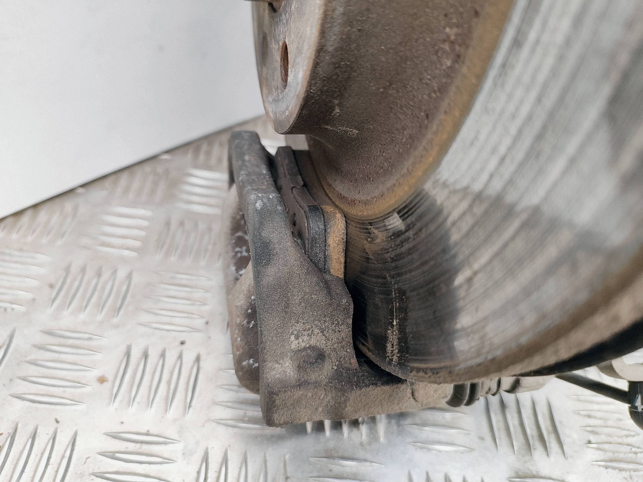 Citroen DS5 Rear Beam 9684349480 image 5
