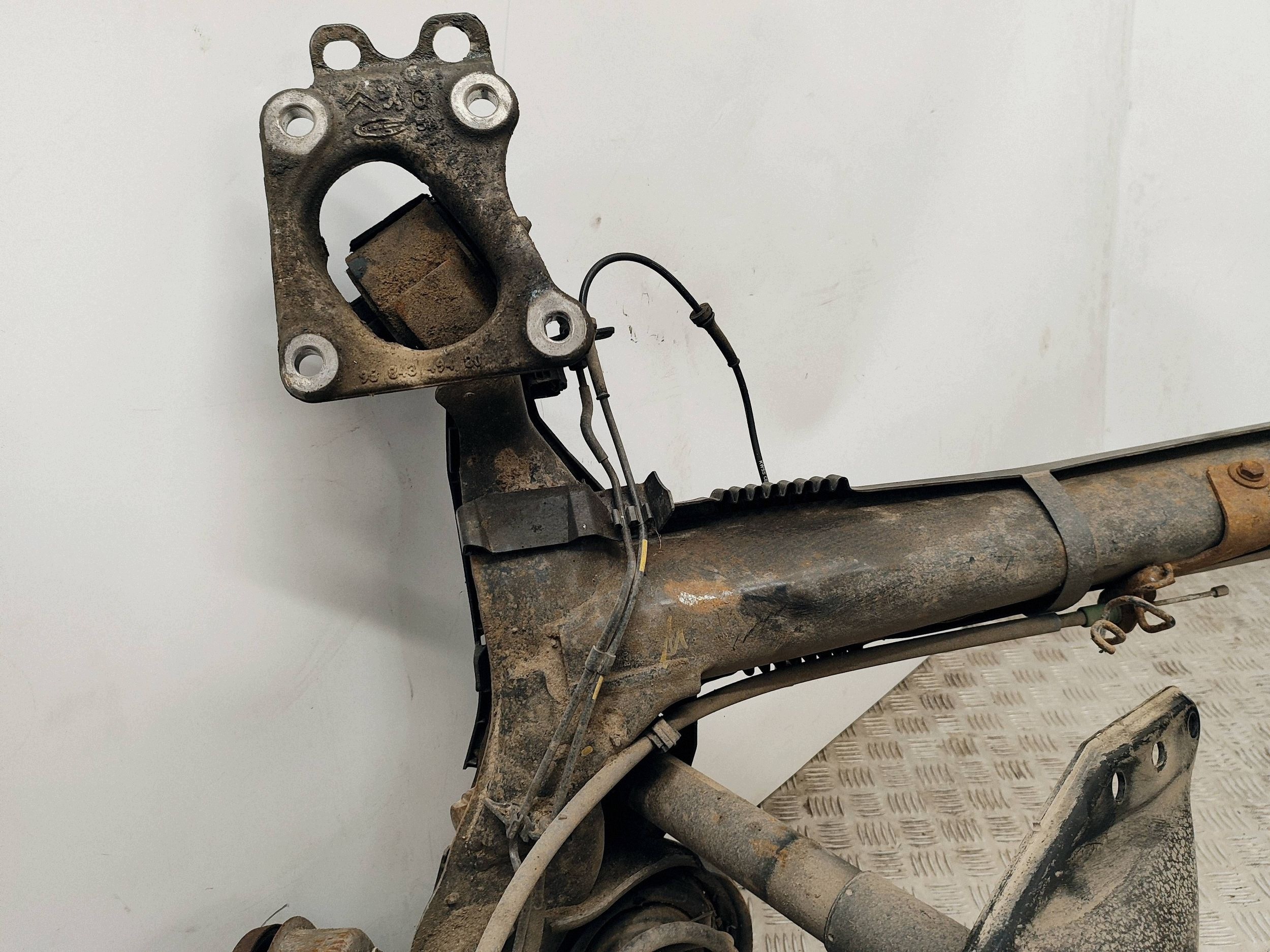 Citroen DS5 Rear Beam 9684349480 image 7
