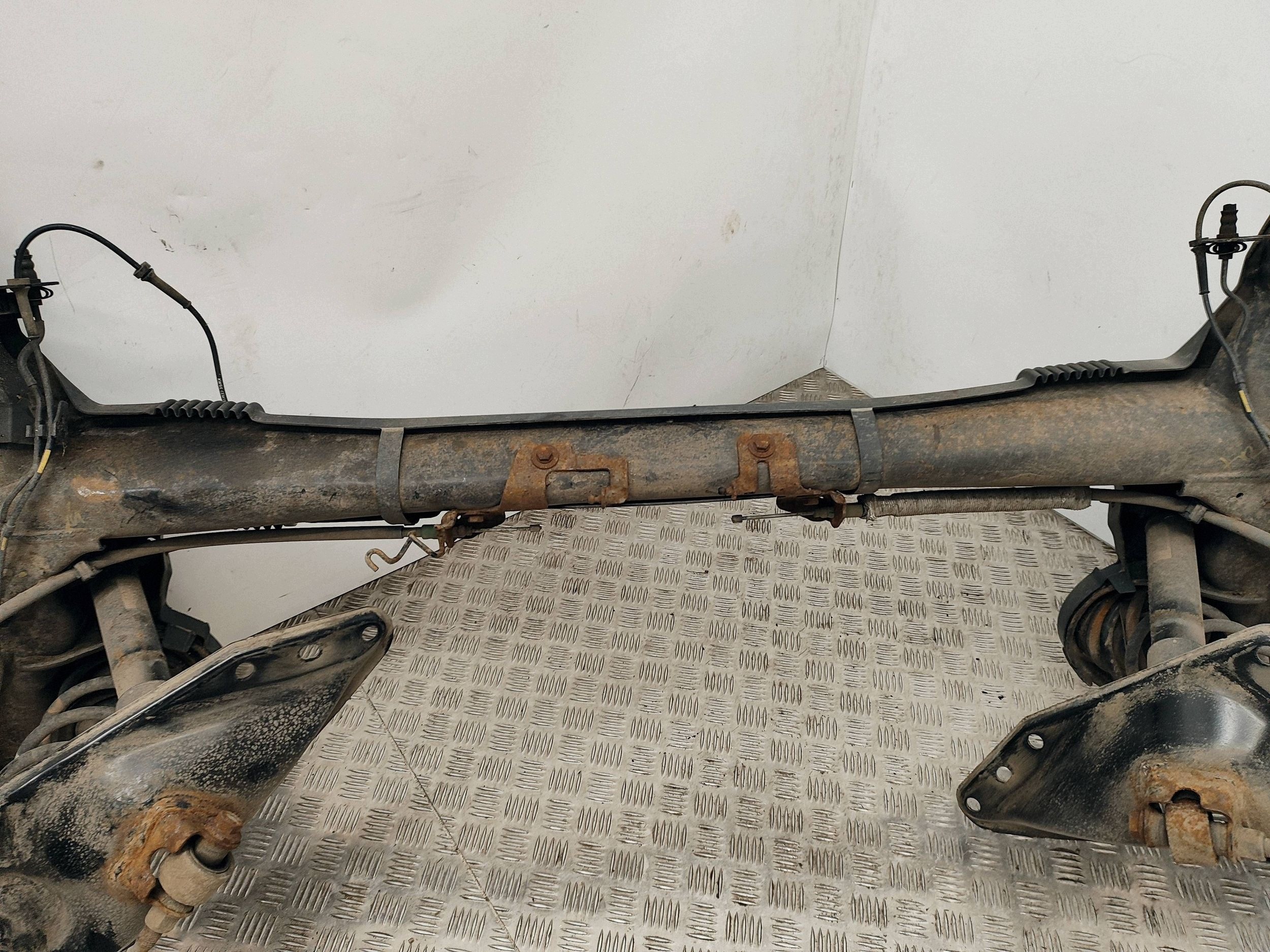 Citroen DS5 Rear Beam 9684349480 image 8