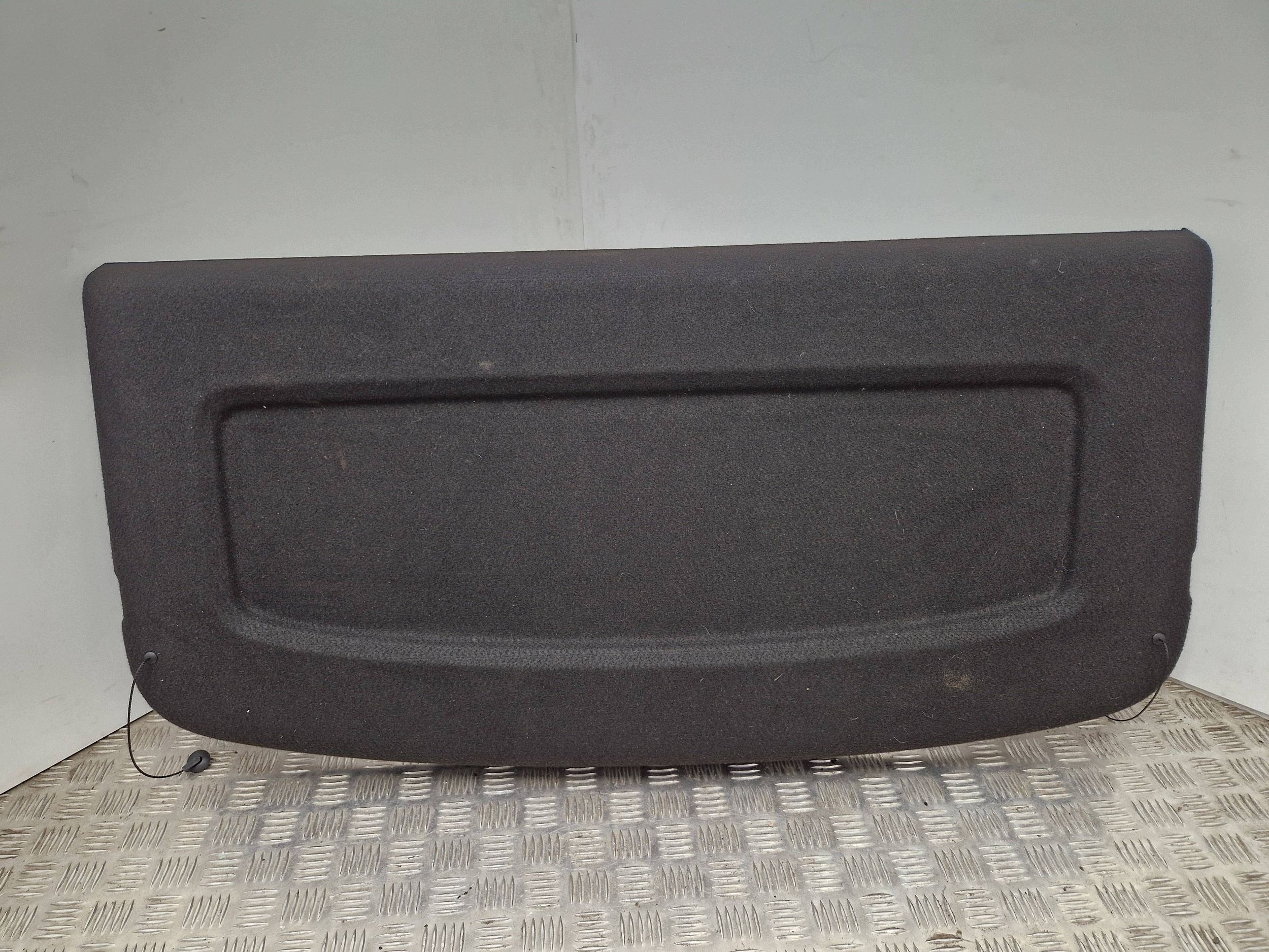 Tablette de coffre Ford Focus d'occasion image 2