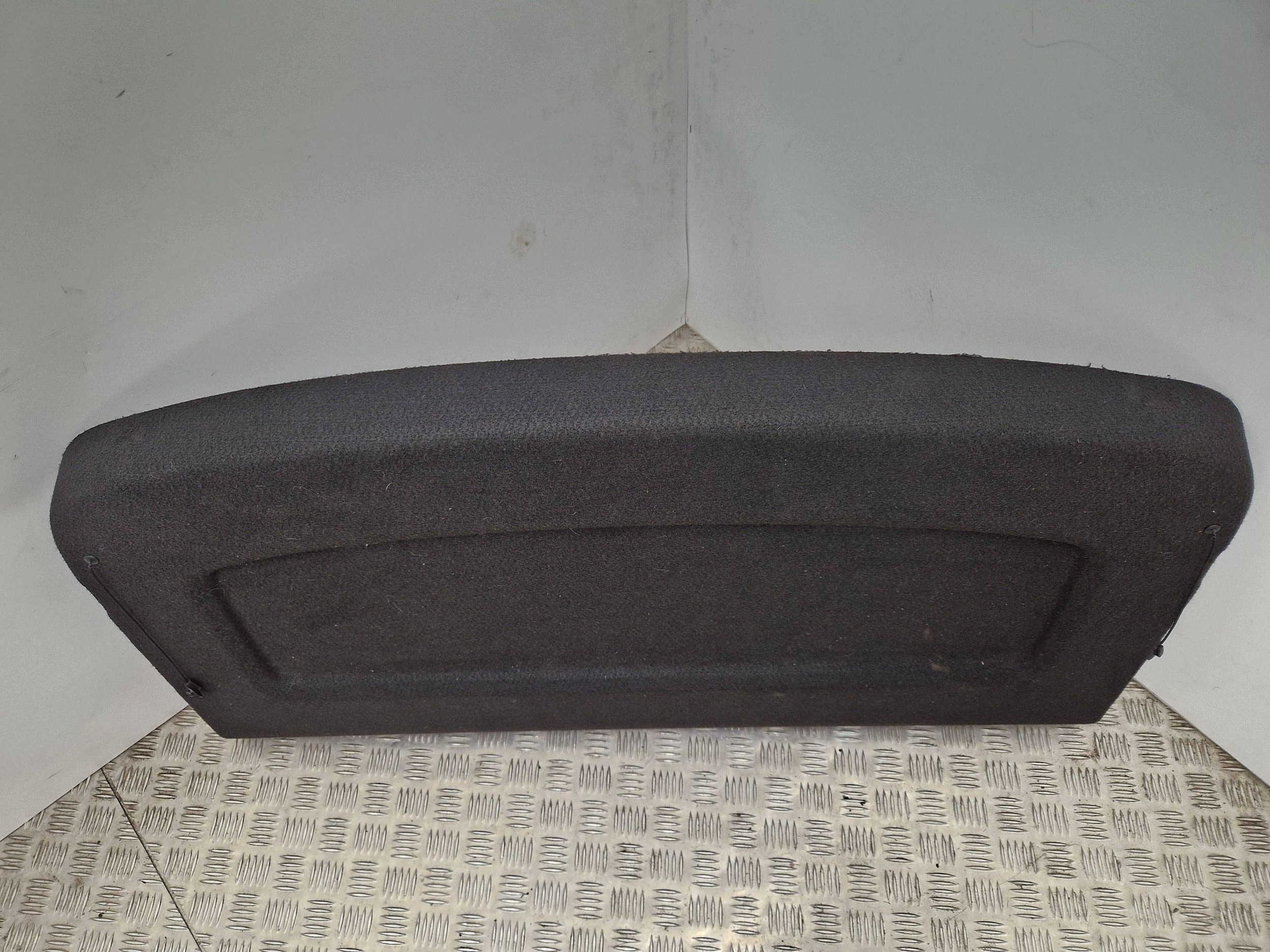 Tablette de coffre Ford Focus d'occasion image 4