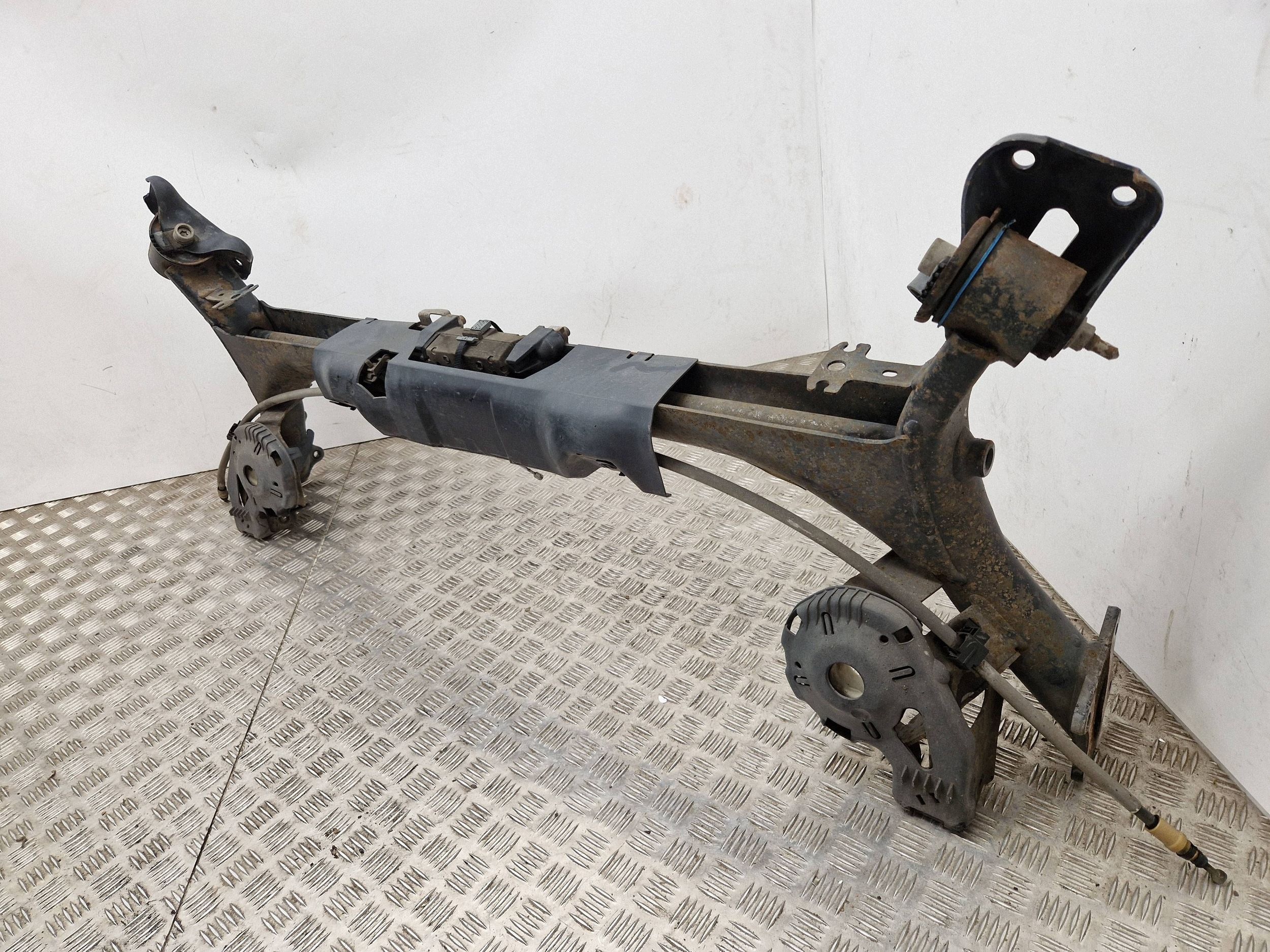 Citroen DS4 9814110880 - Barre arrière image 3