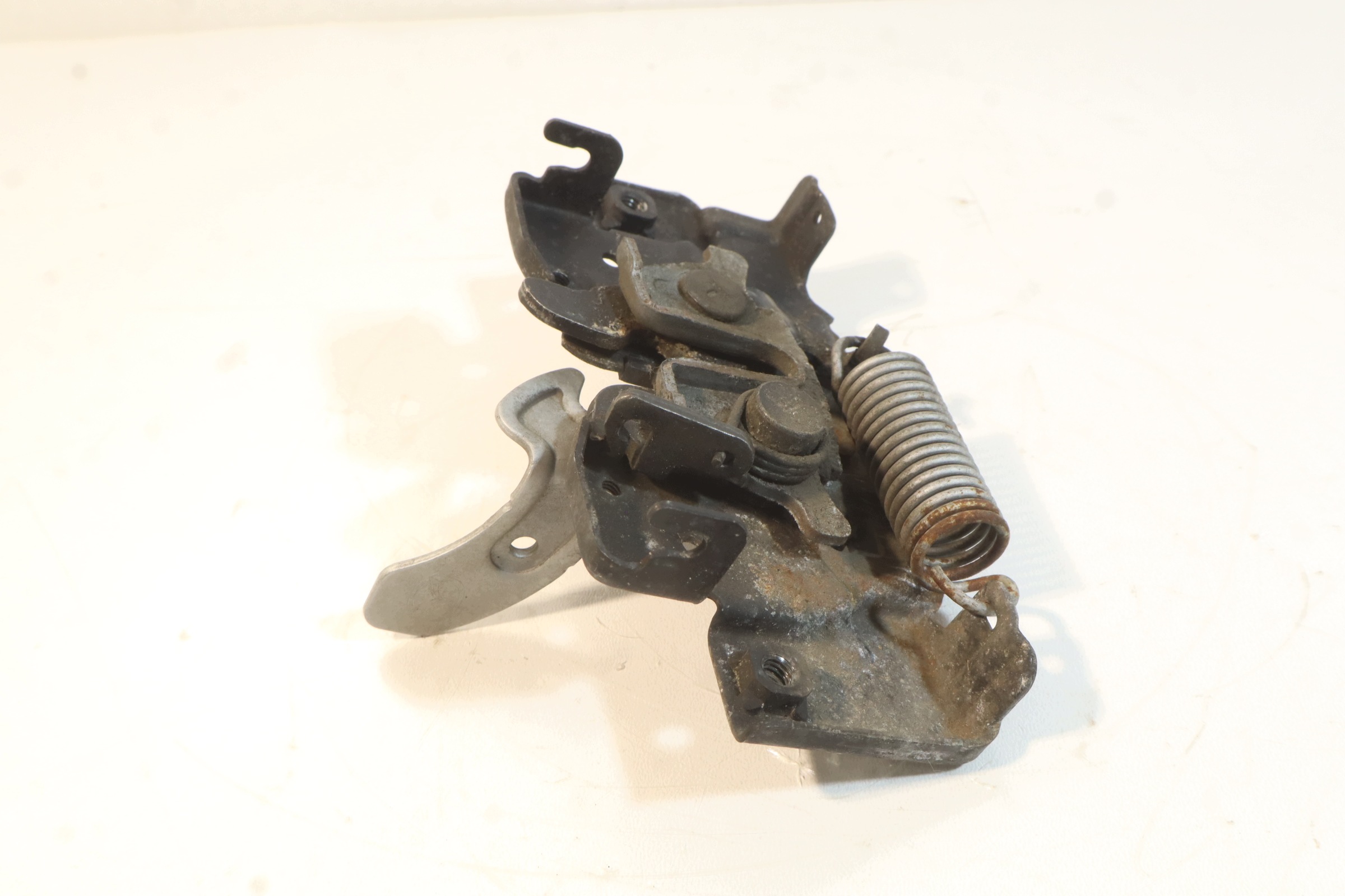 Verrou de capot Mazda 5 II 4B250253 image 5