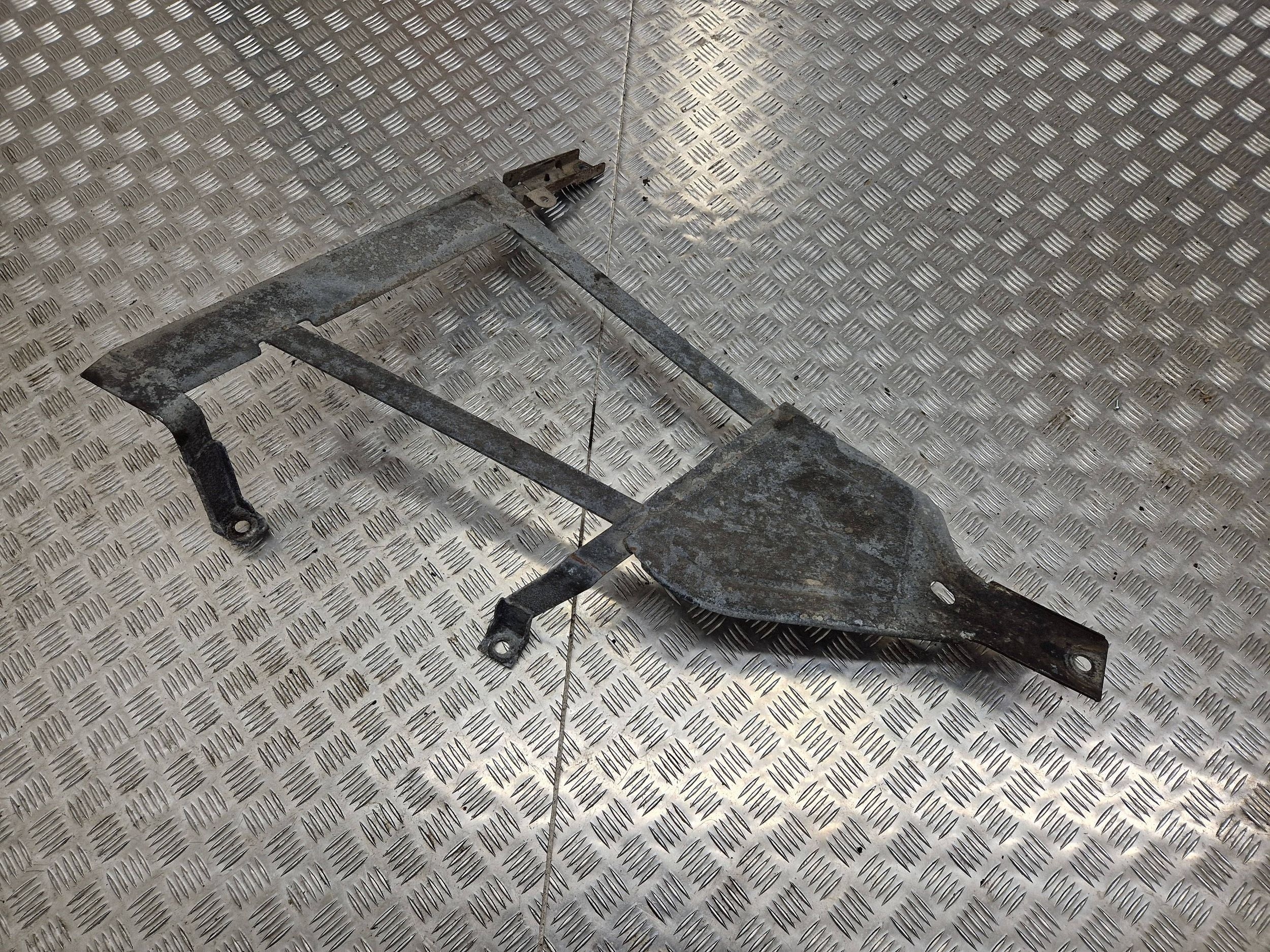 Support roue de secours Renault Espace IV UVY59591 image 7