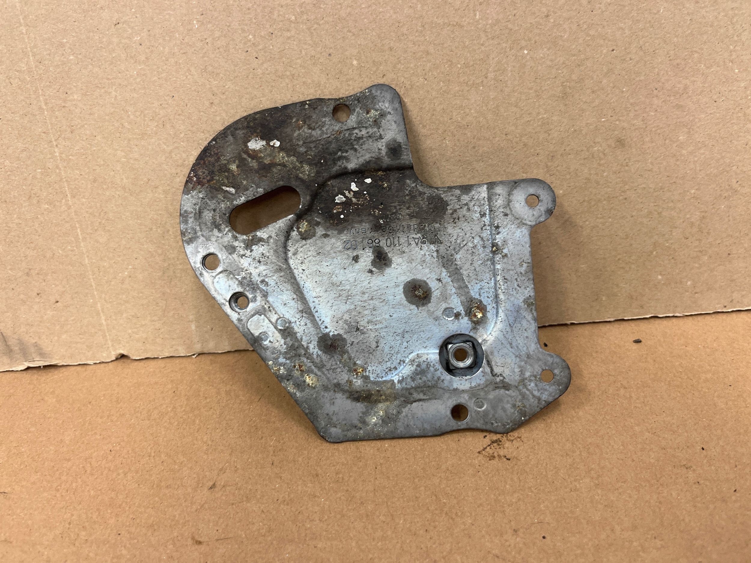 Proteção Térmica Porsche 911 991 9A111088102 image 2