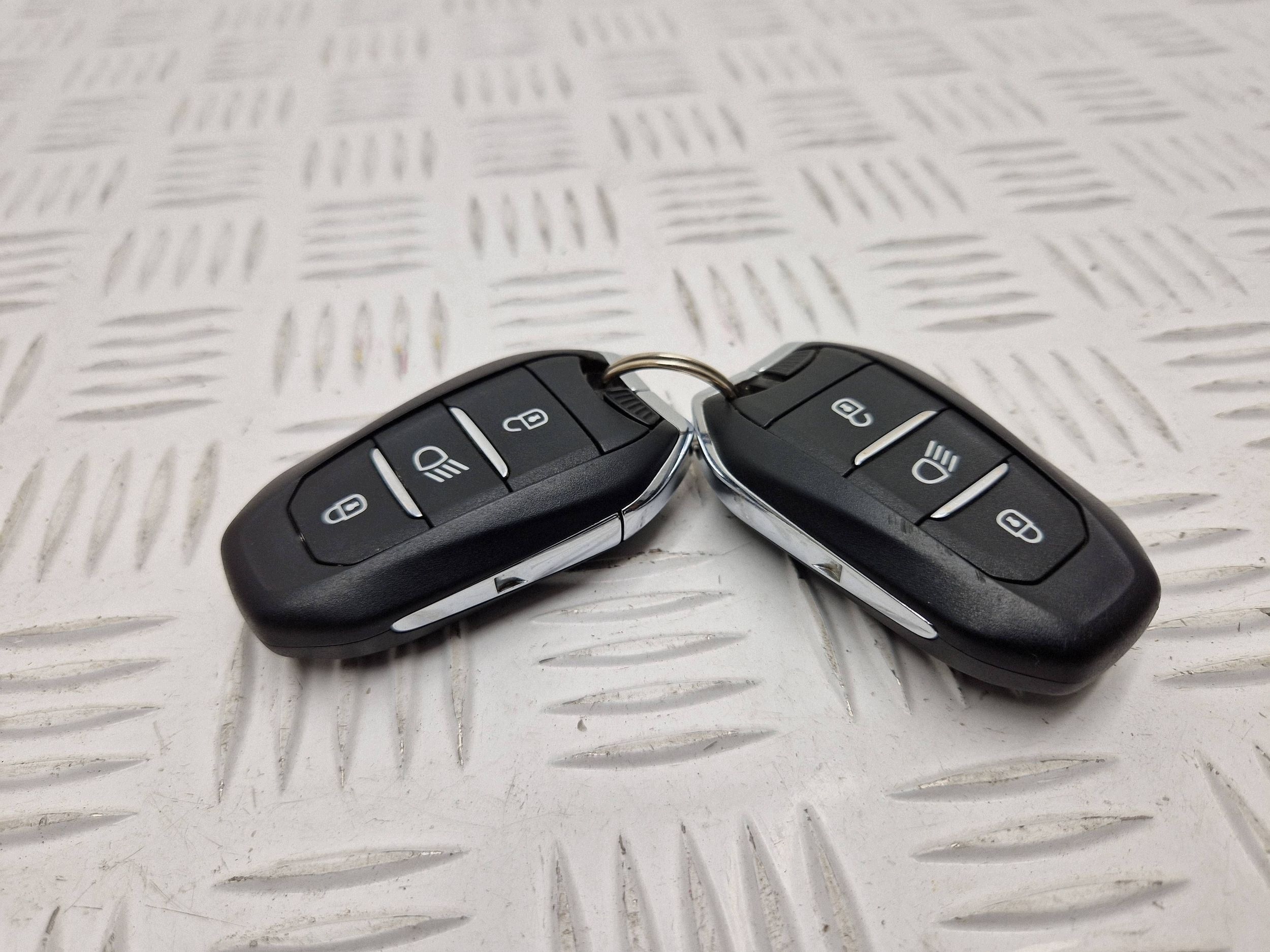 Clé ou carte Citroen C3 Aircross UVY56471 image 3