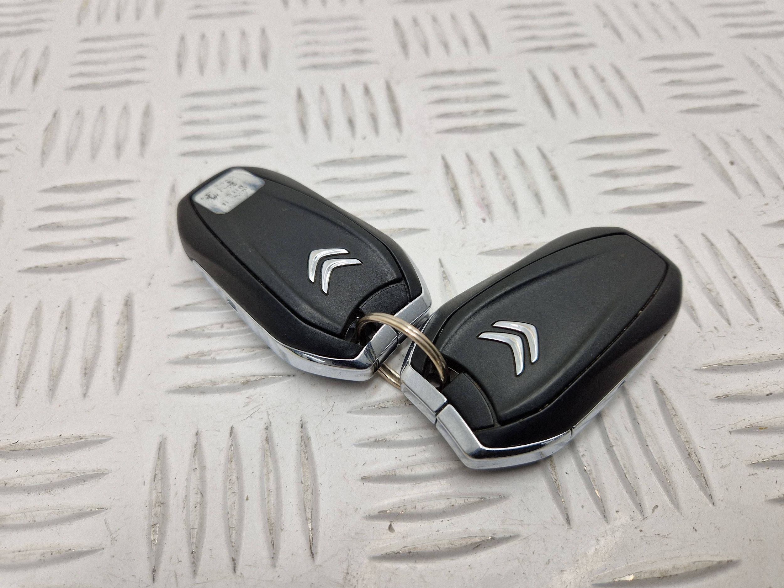 Clé ou carte Citroen C3 Aircross UVY56471 image 4