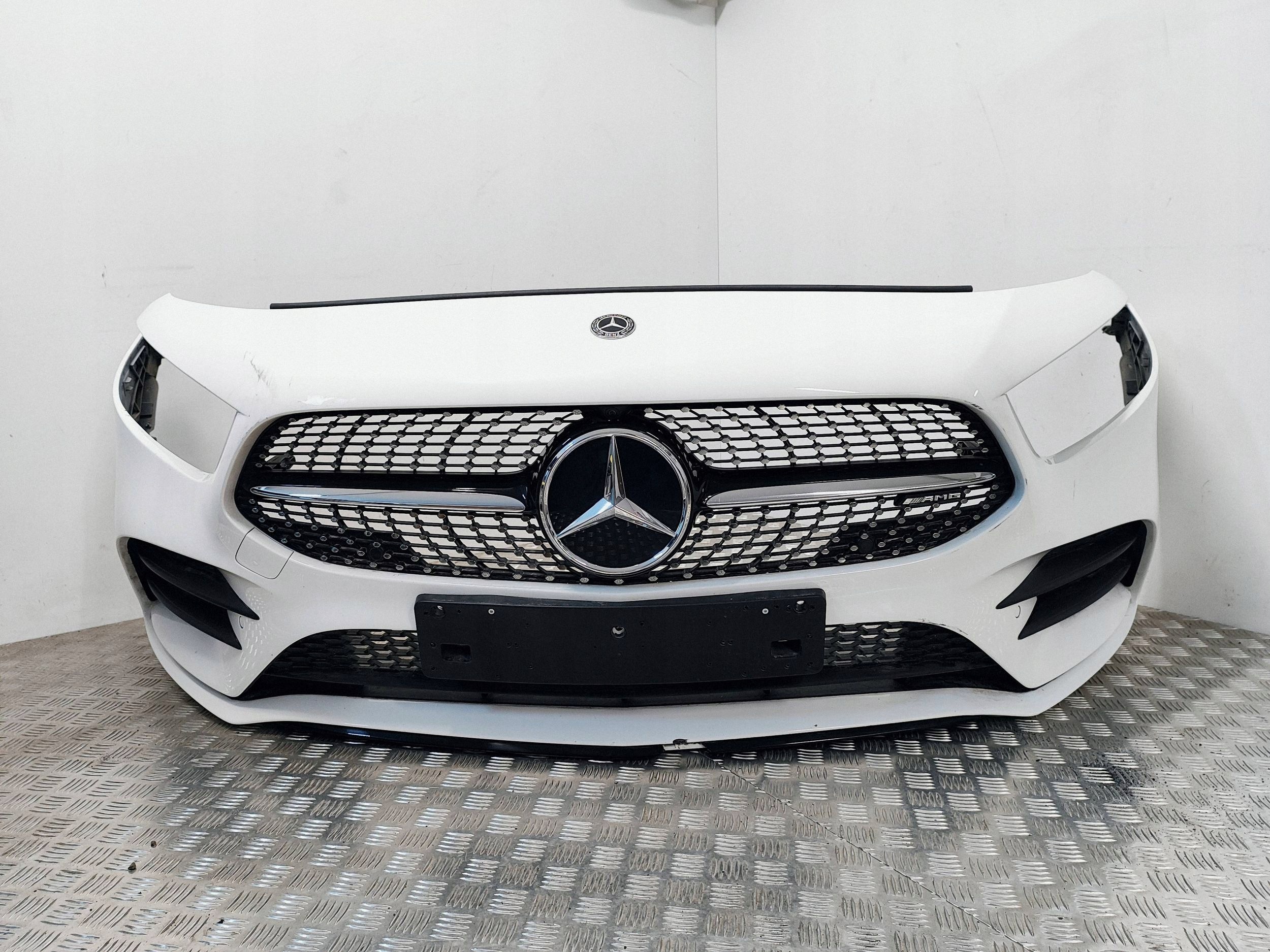 Mercedes A-Klasse W177 Distronic Radar image 2