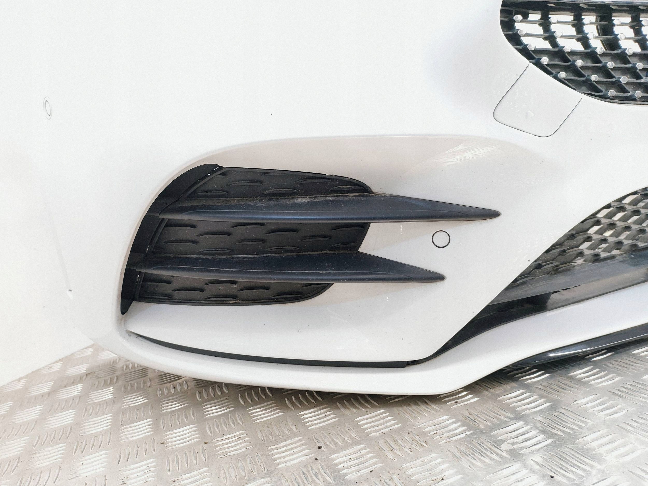Mercedes A-Klasse W177 Distronic Radar image 6