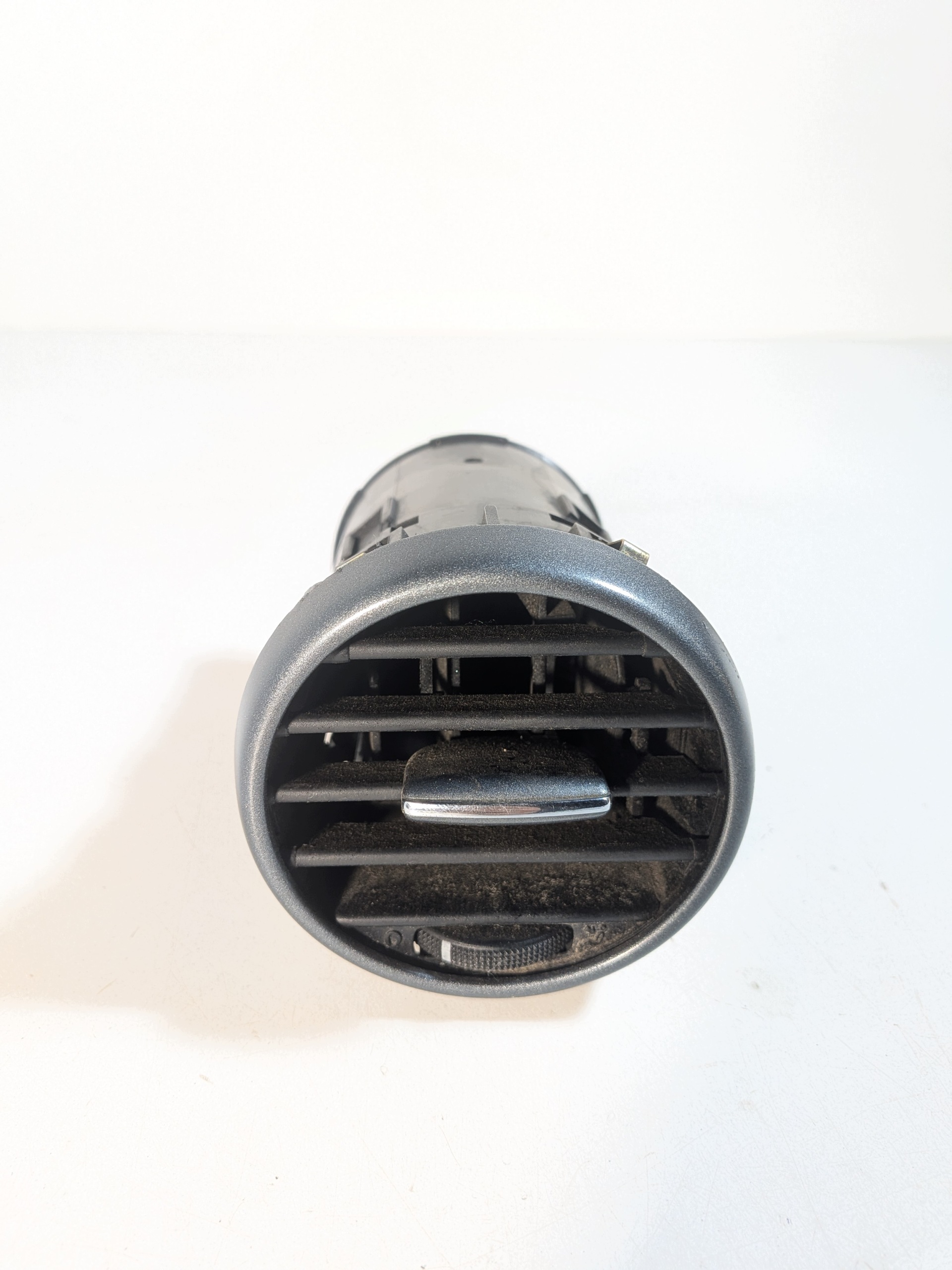Grille de ventilation SEAT Toledo 3 5P0819203 image 2