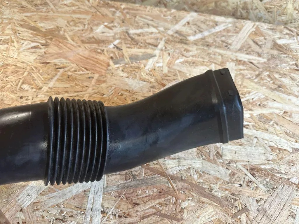 Volvo S60 I Intercooler-putki 8638624 2.4D 96kW 2002 image 8