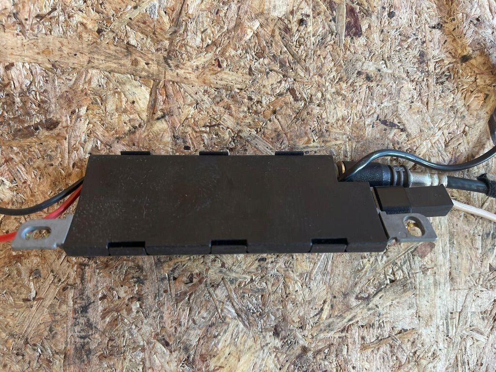 Audi Audio Amplifier 4B5035225D Used image 5