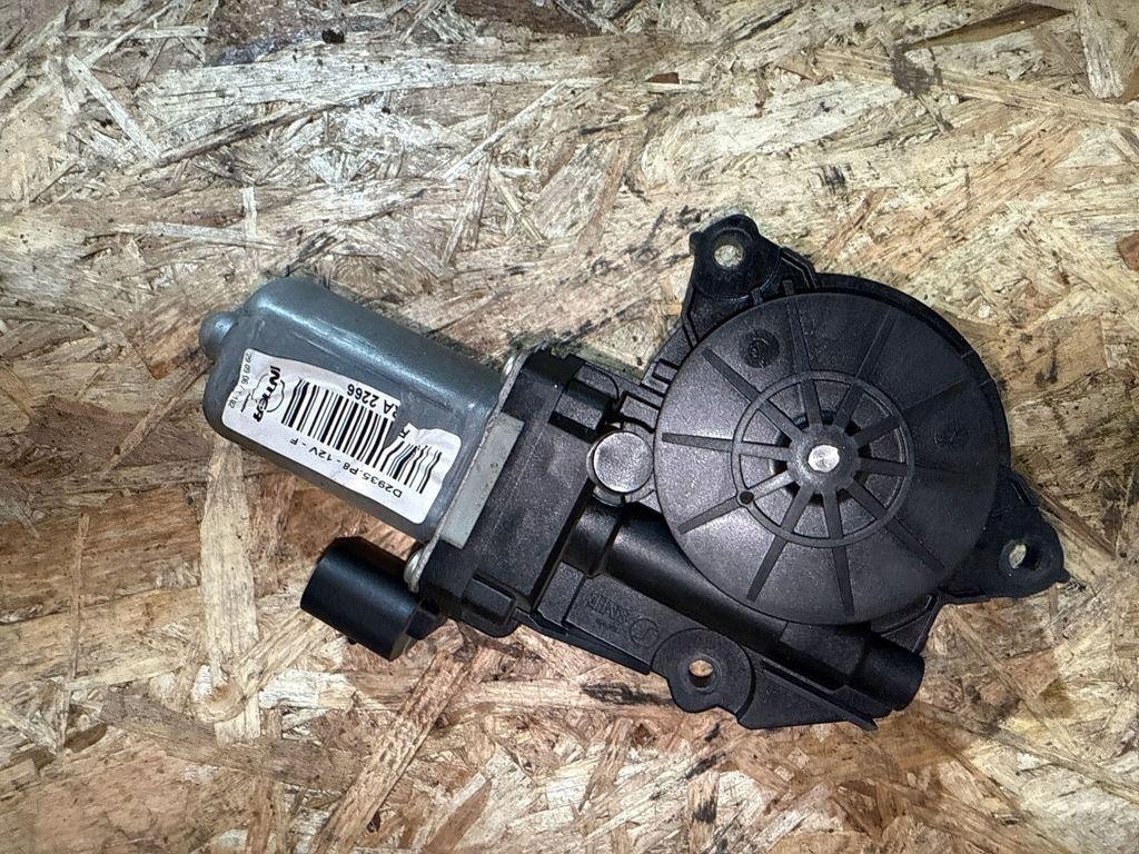 Alfa Romeo 159 2007 Regulator szyby przedni prawy image 5
