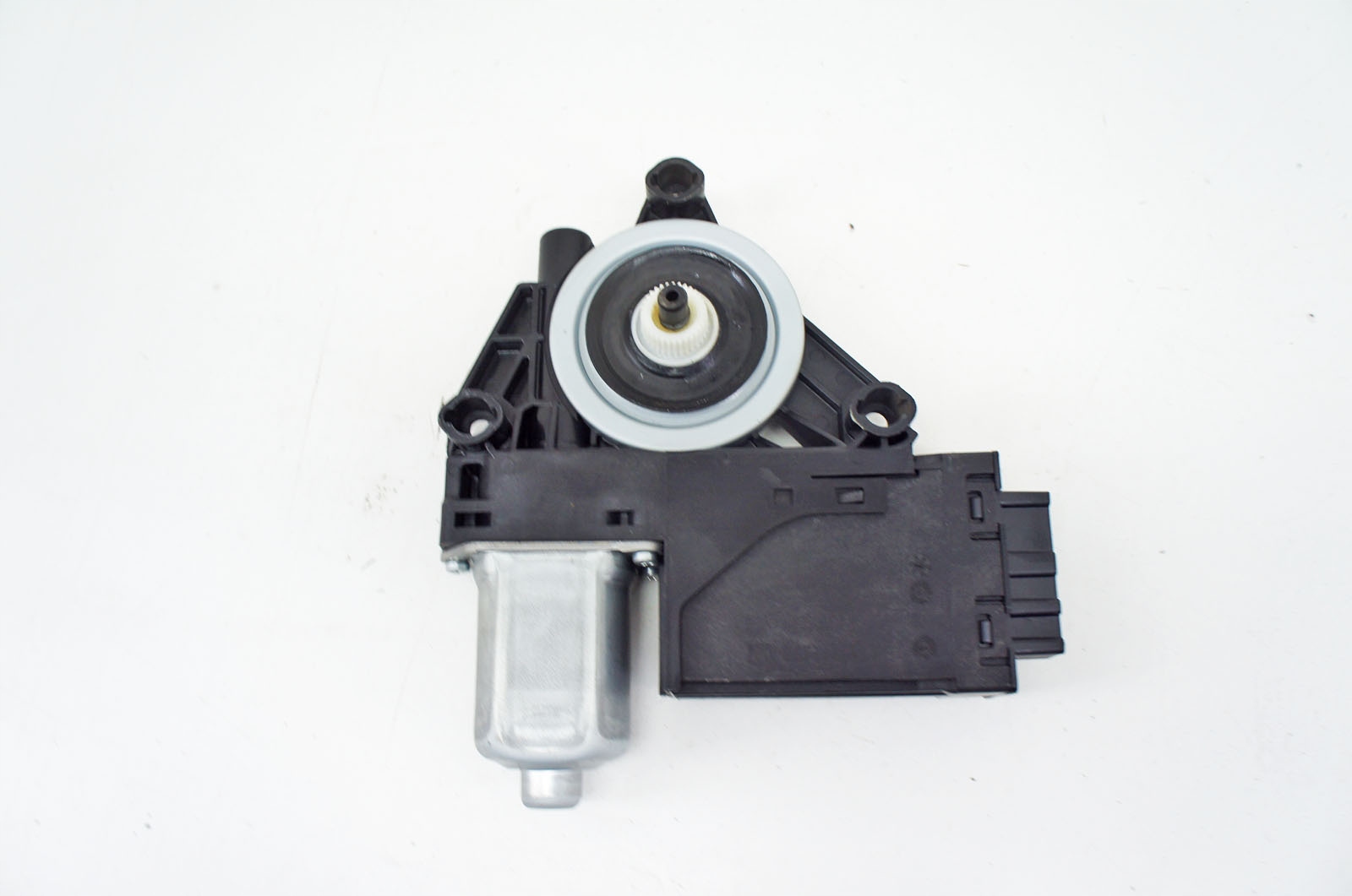 Volvo V90 II T5 16- Oikea takaikkunanostin 31674760