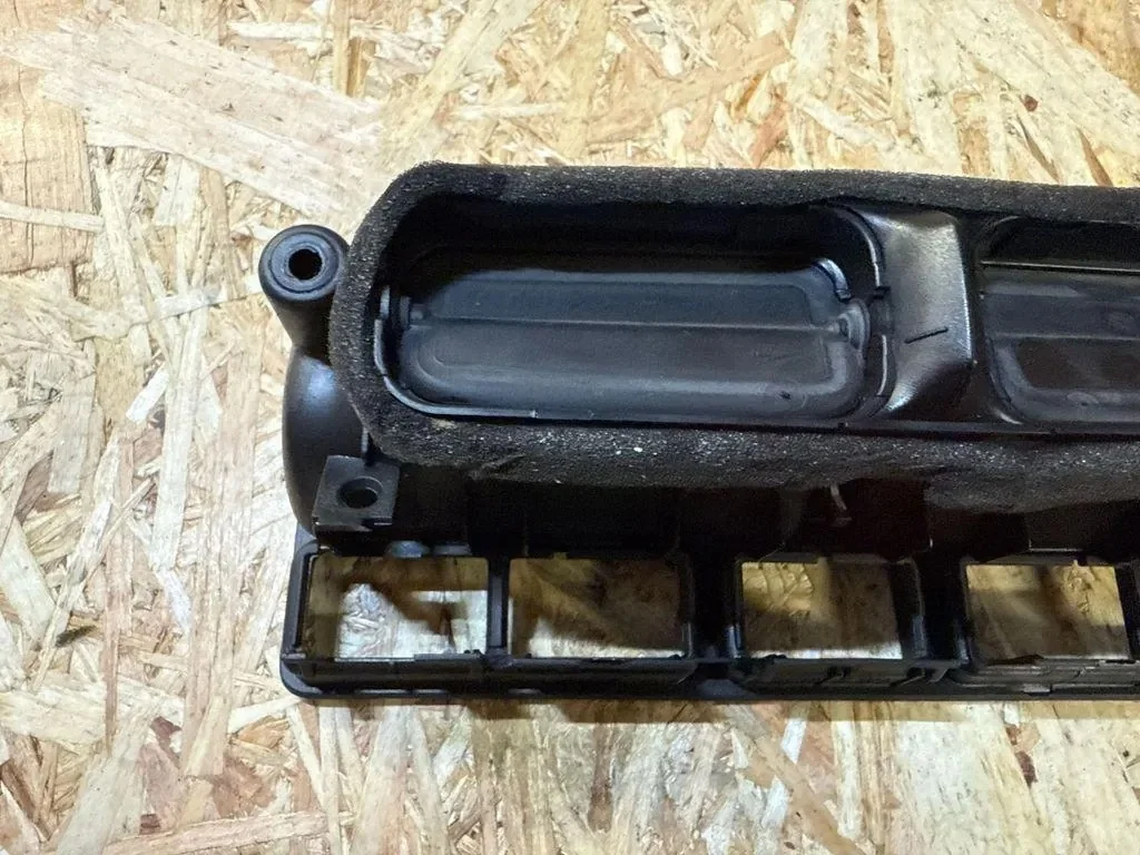 Prise d'air console VW Golf IV 1J0819734B image 7