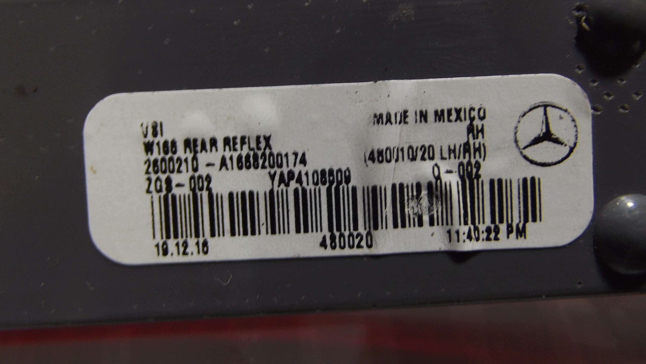 Mercedes GLE W166 Reflector Derecho A1668200174 image 7