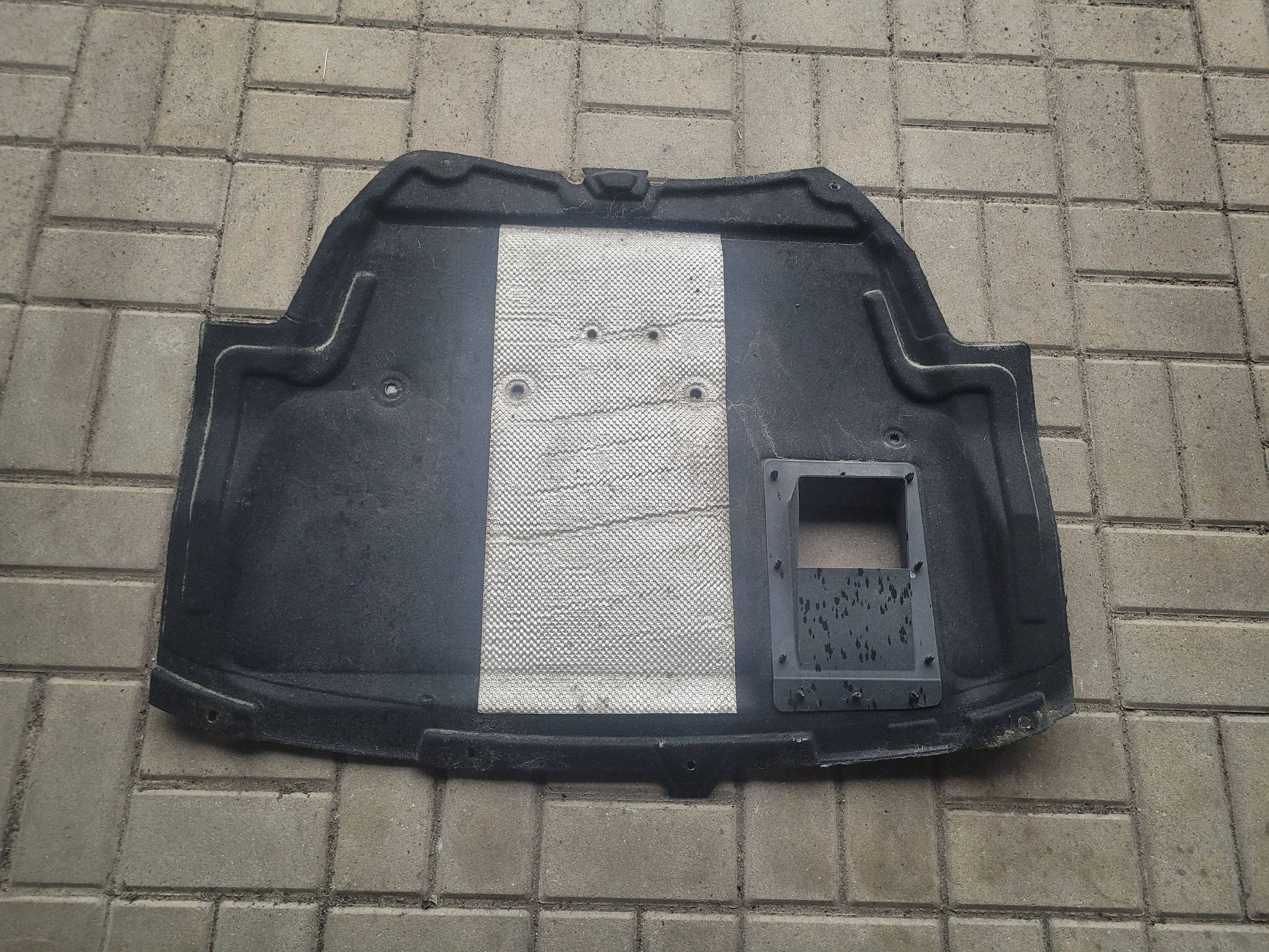 Plaque de protection moteur Ford Transit Courier (RRX2058) image 2