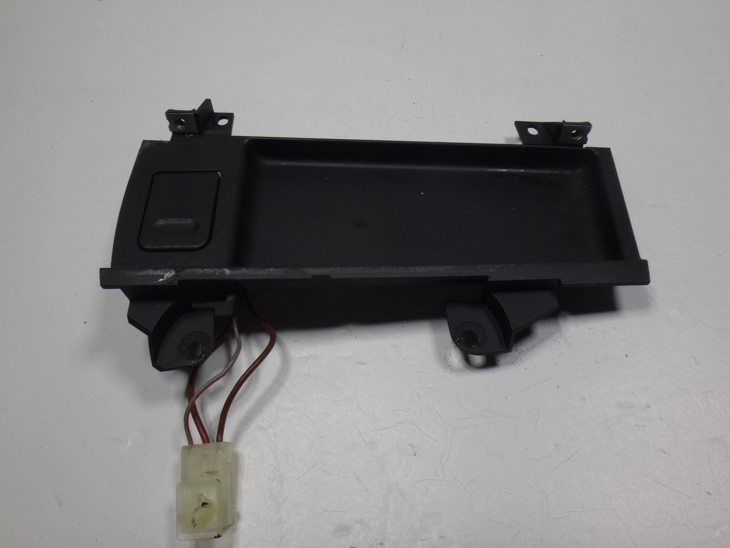 Tomada 12V Dianteira BMW 5 E39 8159694 image 2
