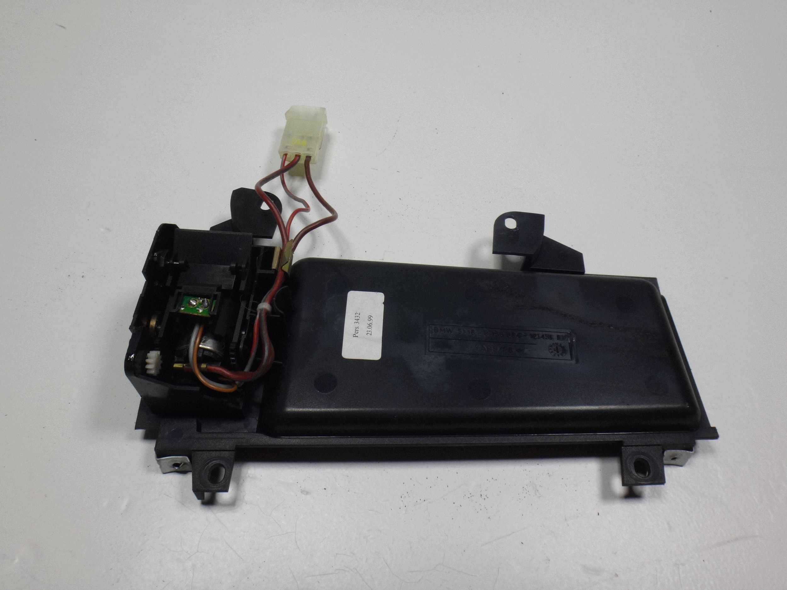 Tomada 12V Dianteira BMW 5 E39 8159694 image 6