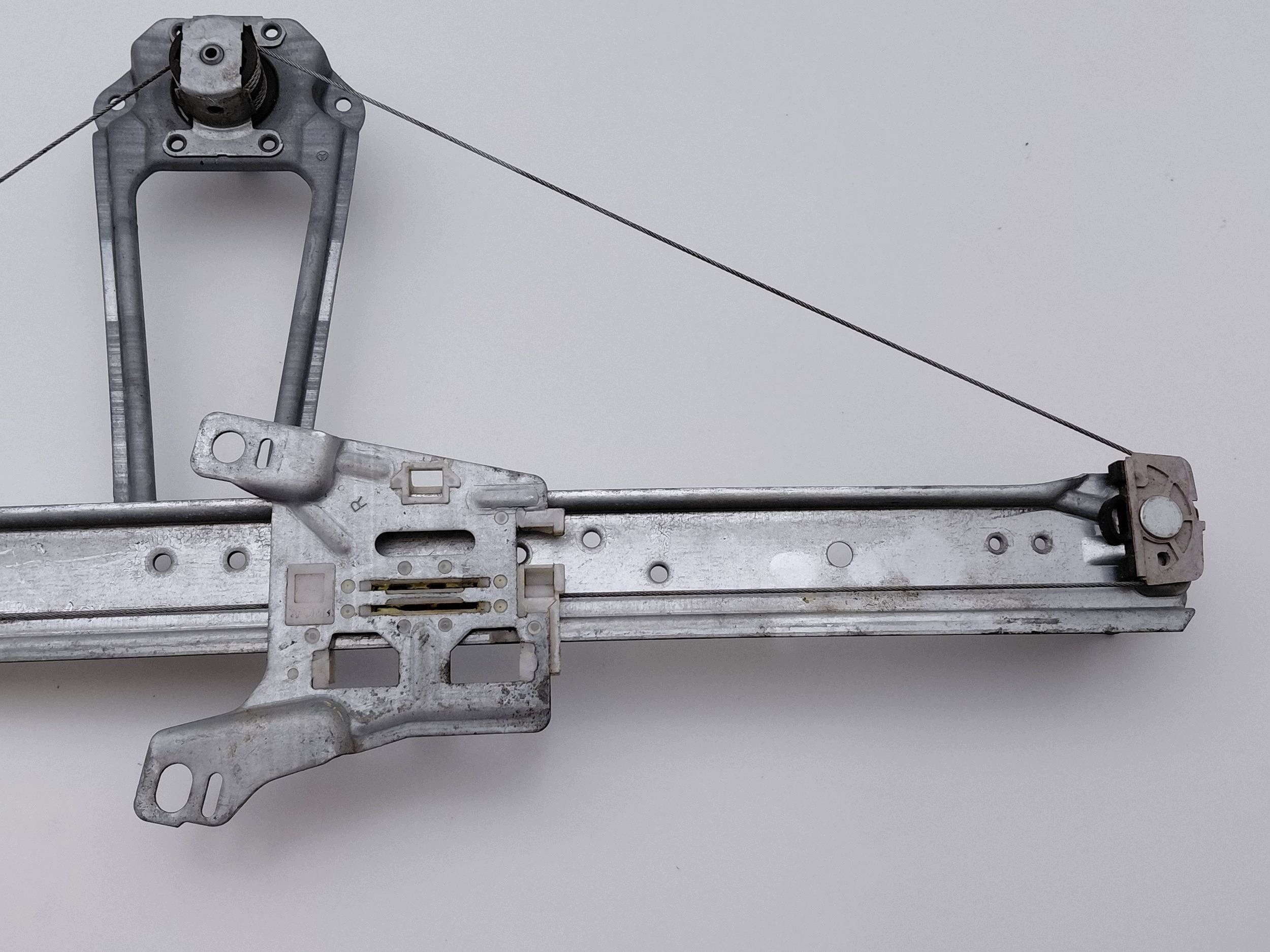 Fensterheber manuell rechts hinten Mercedes A W168 image 3