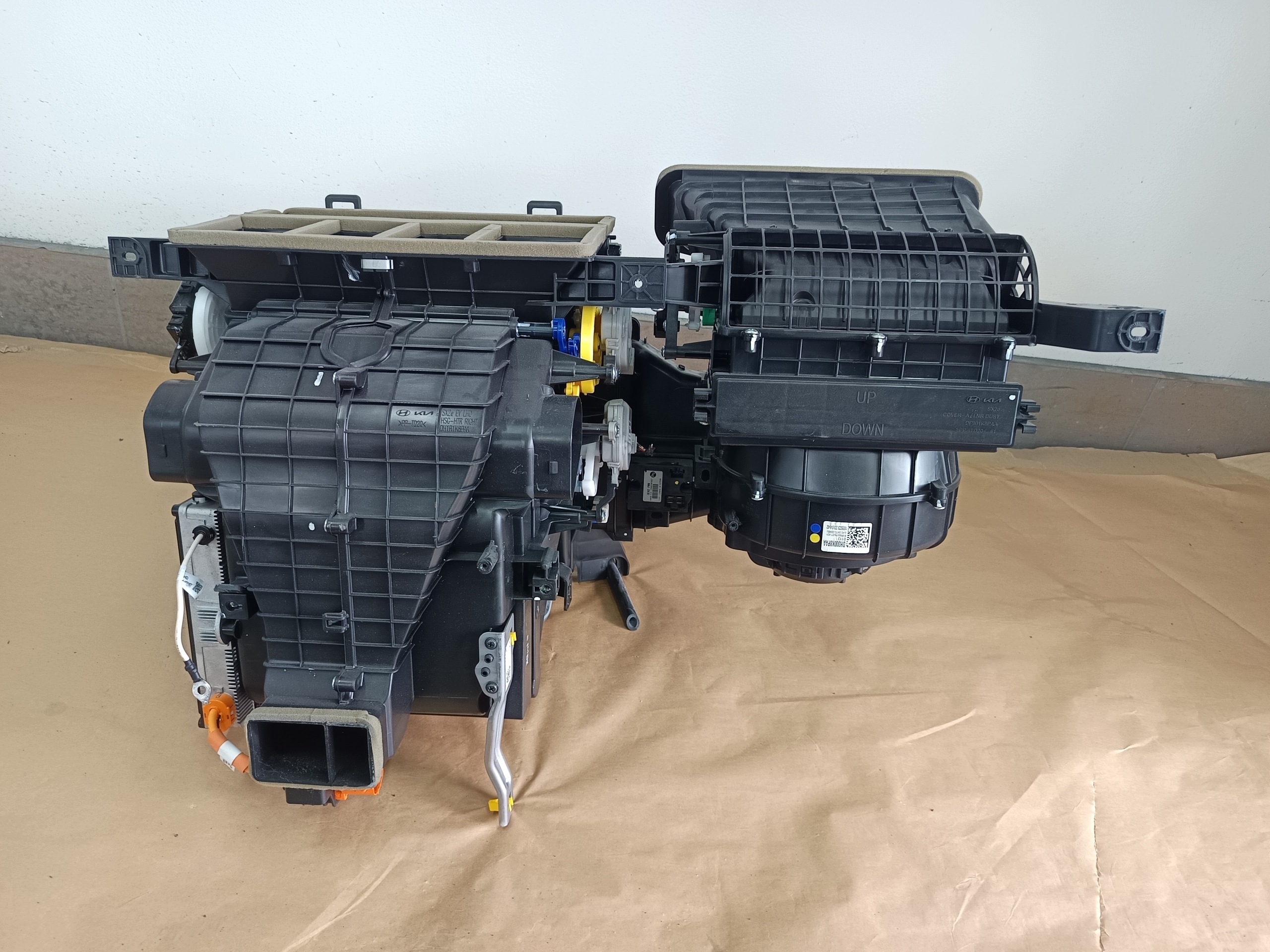 Lämmitysyksikkö Hyundai Kona II 97200-HF030