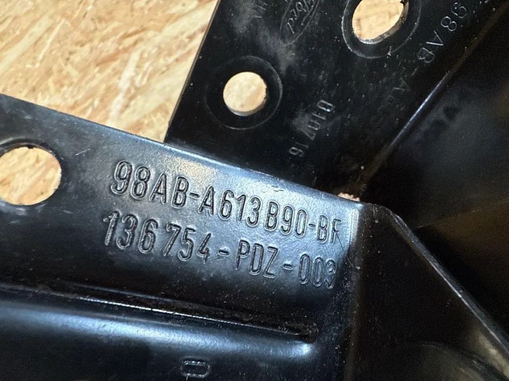 Ford Focus Turnier Frame 98ABA60615 Used image 6