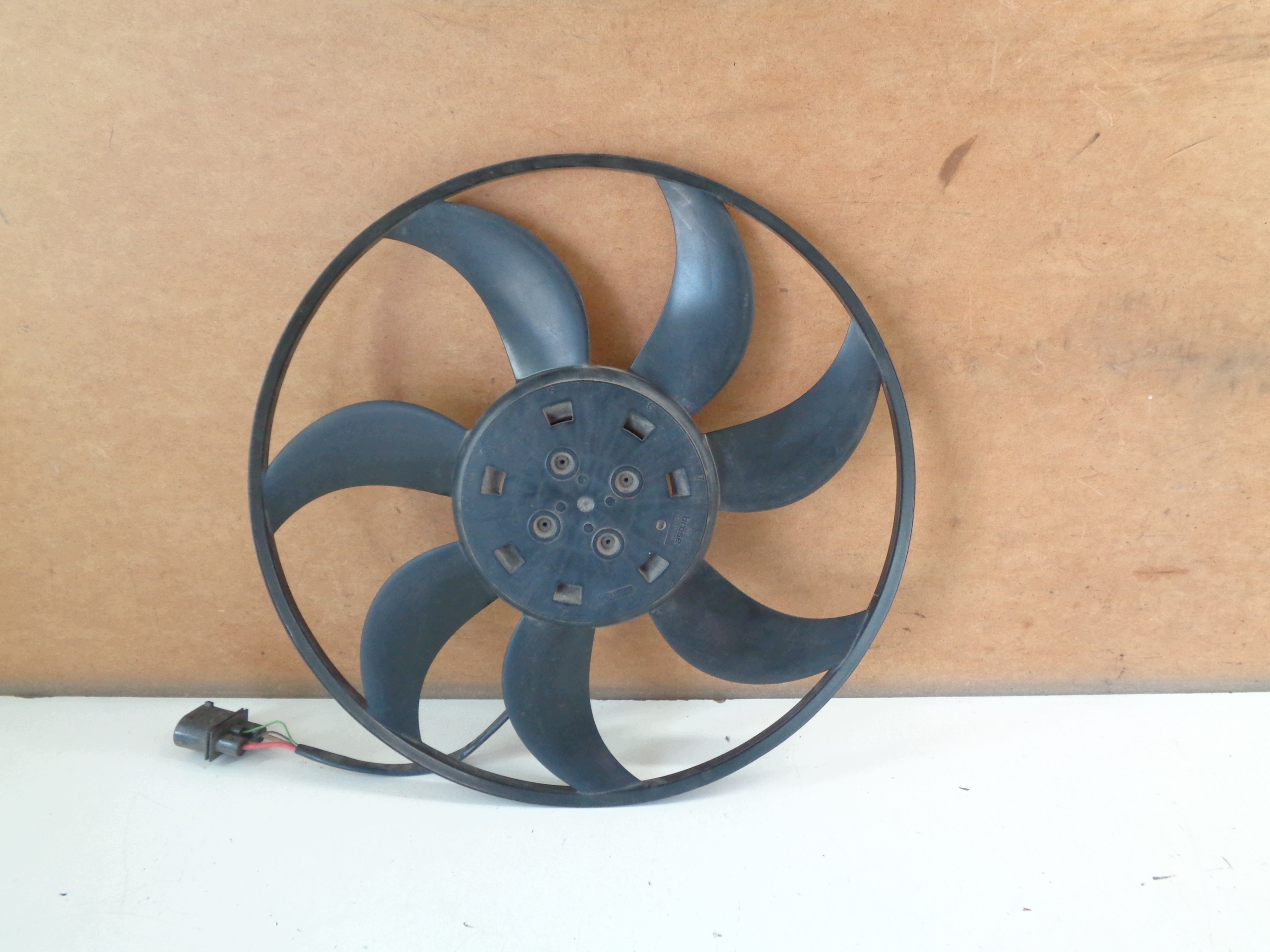 VW Transporter T6 Radiatorventilator 7LA959455 image 2